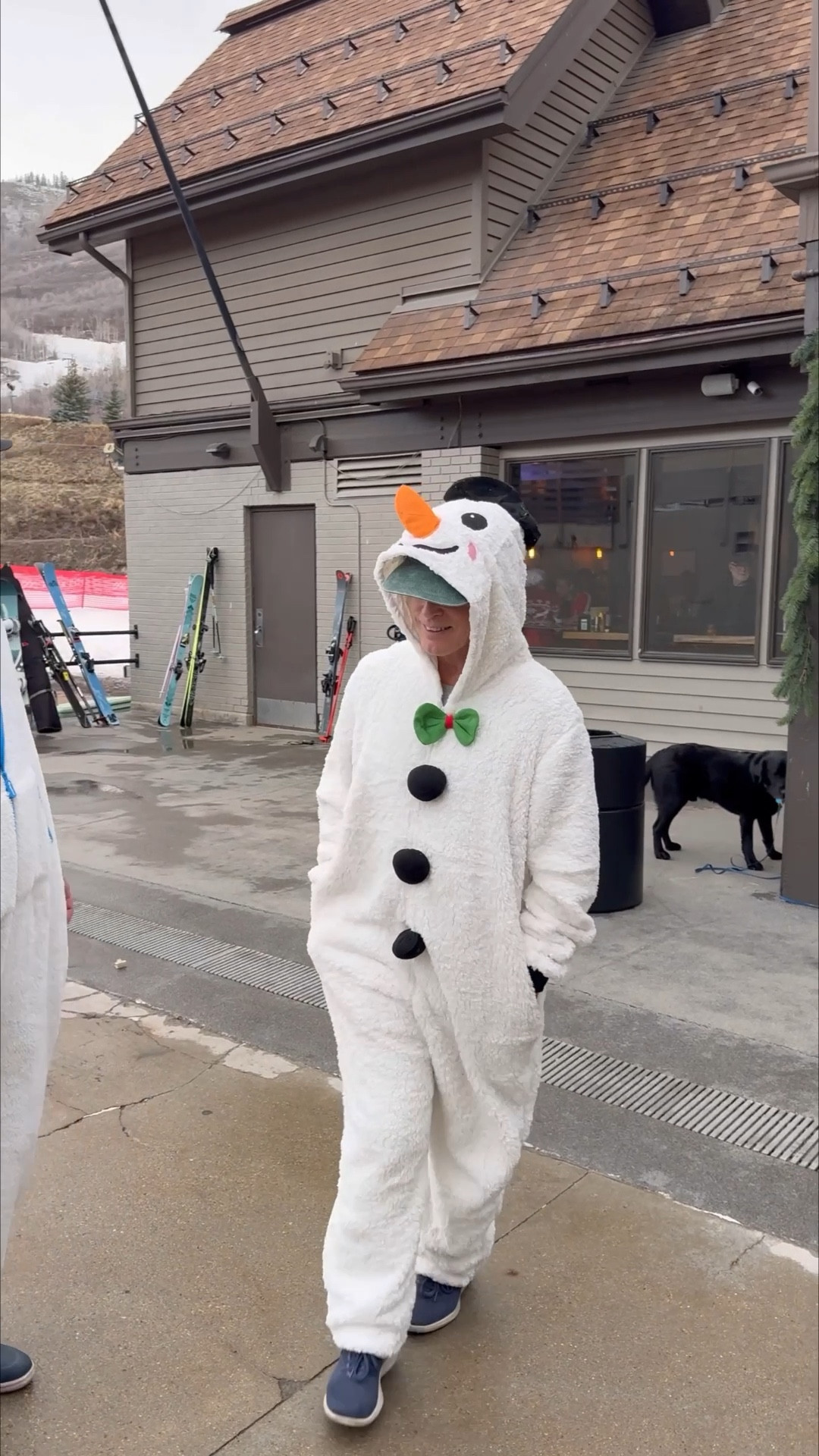 Cool Christmas jumpsuits

#LTKActive #LTKootd #LTKmomlife