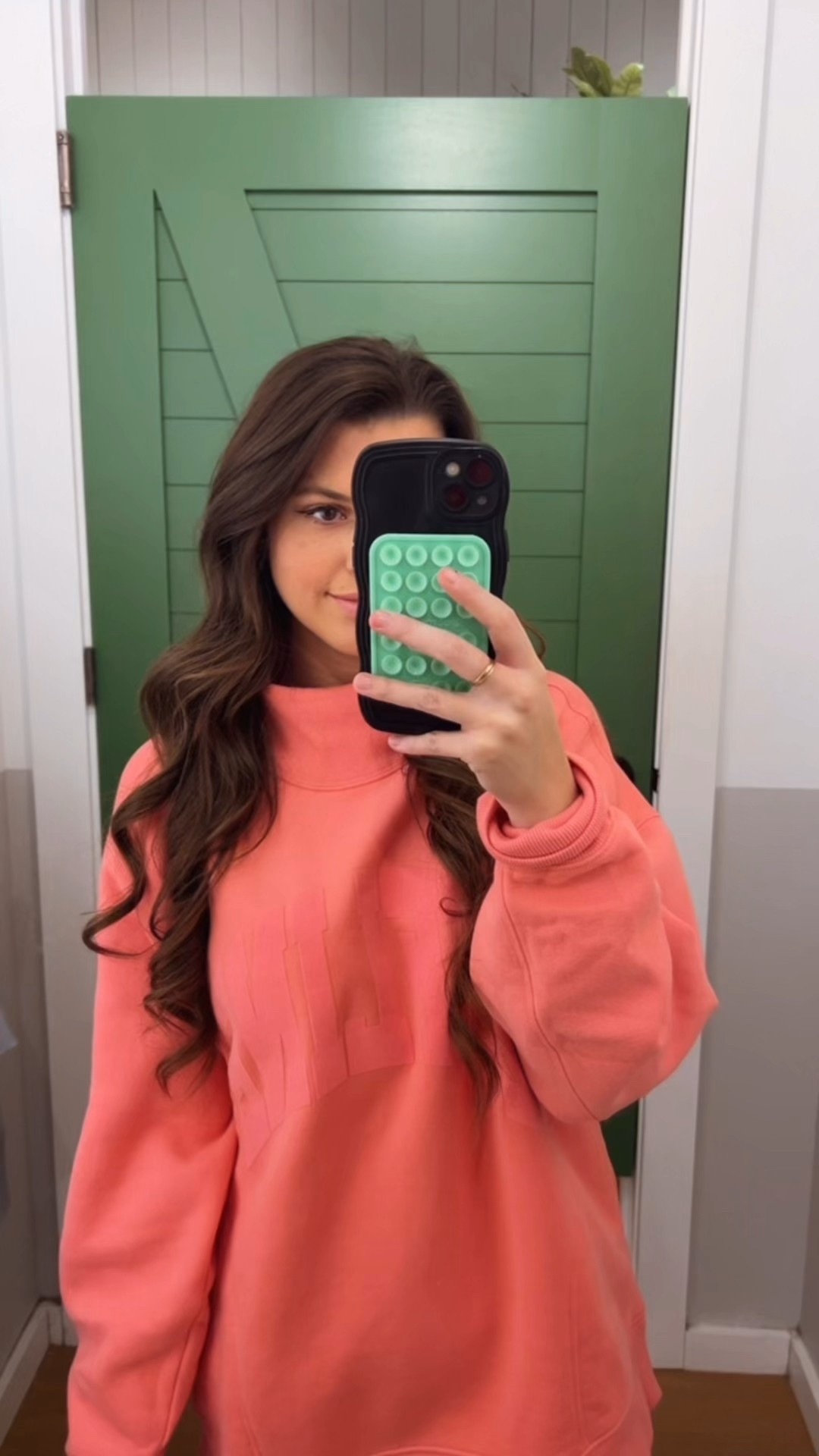 // mockneck sweatshirt // cute Valentine’s Day Pilates class outfit // pink mockneck // 

#LTKootd #LTKgrwm #LTKValentine