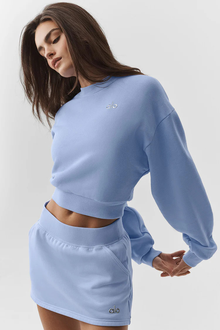Cropped Accolade Crewneck - Candy Heart Pink | Alo Yoga (US)