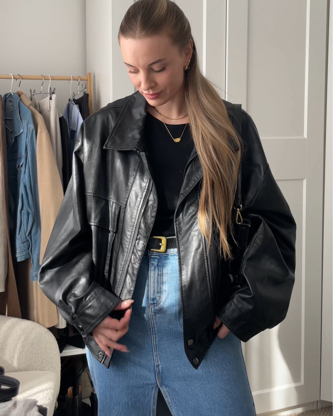 Day 15 | 30 Days of Winter Outfit Ideas in Australia.
My favourite leather bomber jacket at the moment! I wear it over everything 

#LTKwinter #LTKaustralia #LTKautumn