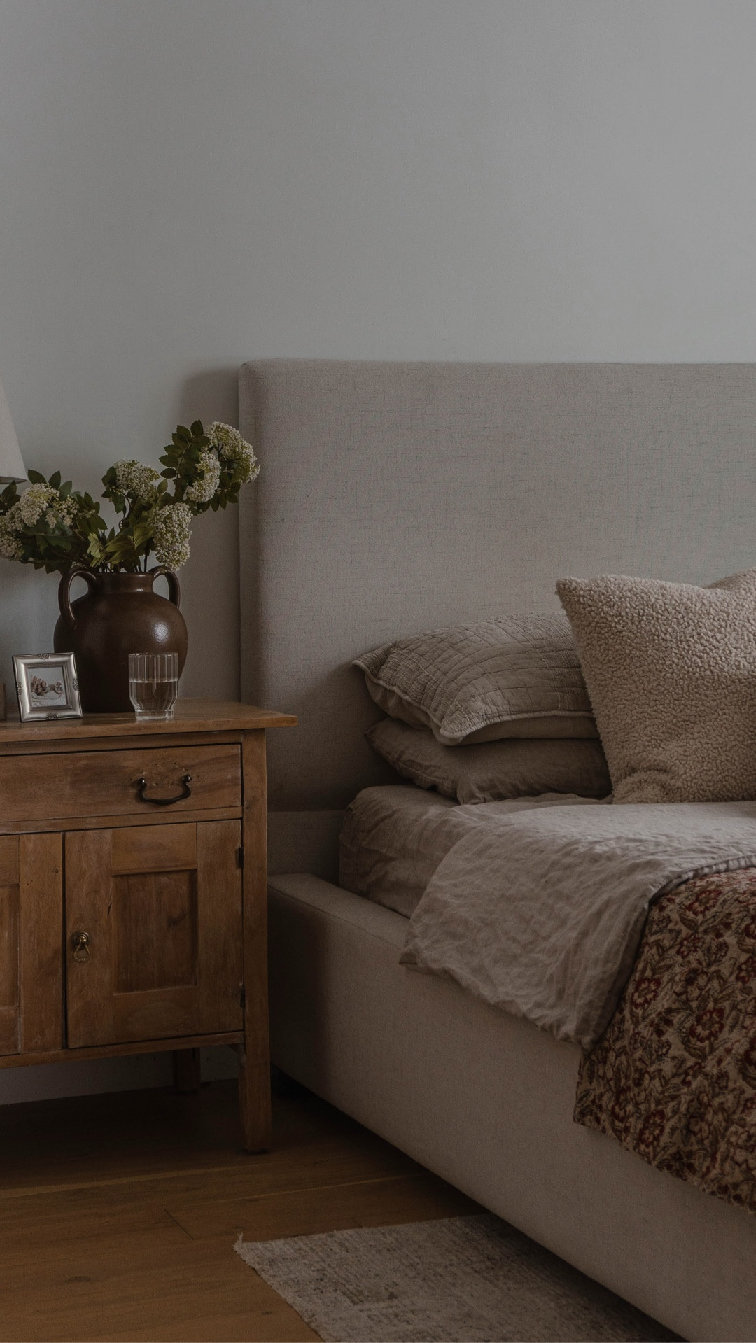 Primary Bedroom Cozy Spring Refresh 

Layered in line bedding, spring florals, neutral colour palette with warm hues 🤎

#springrefresh #bedroom #bedding #rug #lamp #cozybedroom #linenbedding #pillows #homedecor #amazonhome #bedroomstyling #wayfairfinds #drapery #bedroomrefresh #bedroomfurniture #bedframe #florals #vase #vintagefurniture #wayfairhome #amazonfinds #canadianfinds #interiors 

#LTKHome #LTKSaleAlert #LTKSeasonal