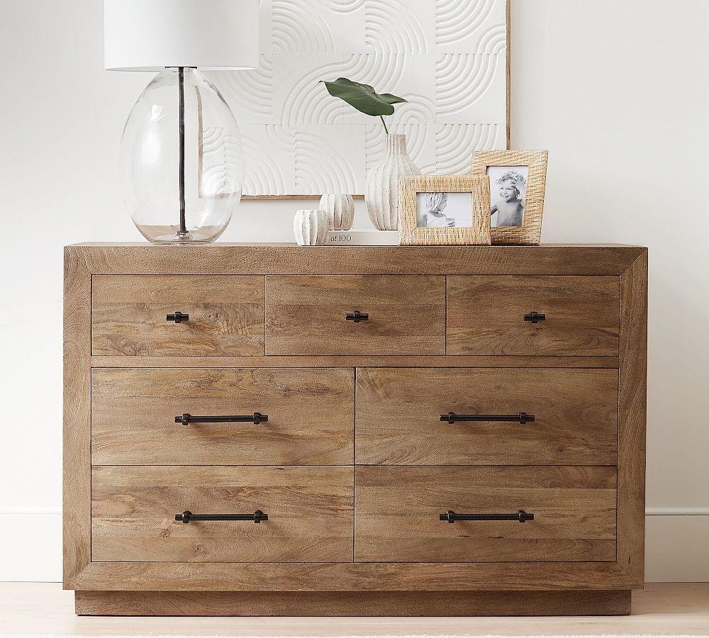 Oakleigh 7-Drawer Dresser (57") | Pottery Barn (US)