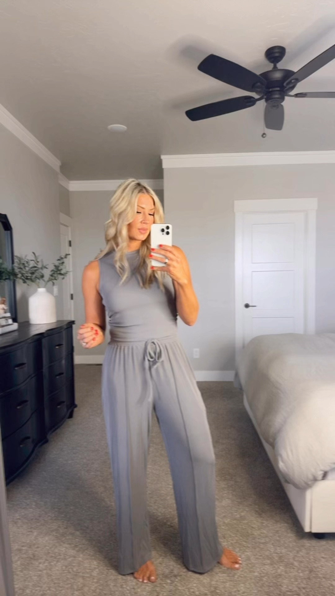 Matching set that fits amazing!! 
Cute for a travel day too 

#LTKStyleTip #LTKFindsUnder50 #LTKActive