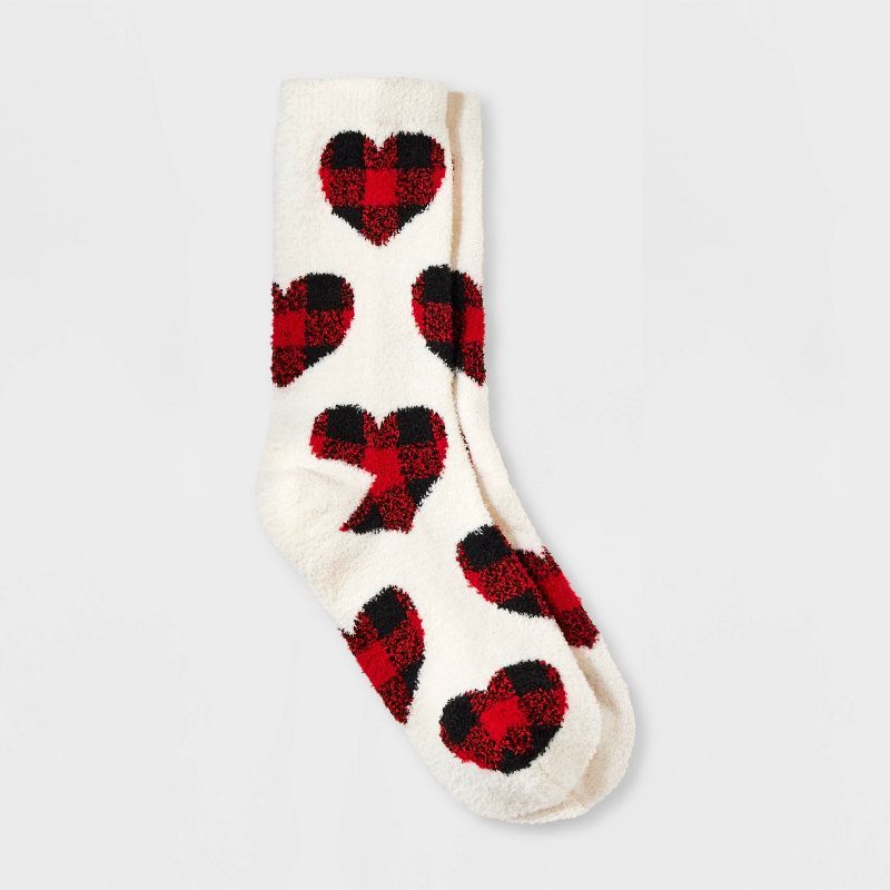 Women's Plaid Hearts Valentine's Day Cozy Crew Socks - Ivory 4-10 | Target