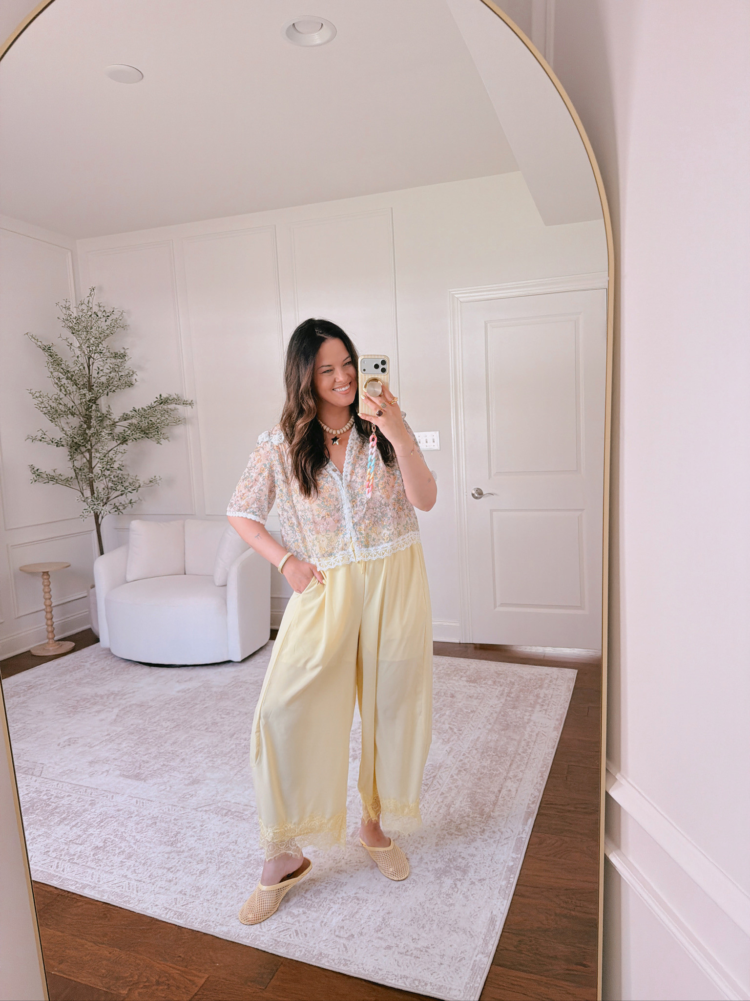 wearing an XL in both pieces 

 #LTKSeasonal #LTKMidsize