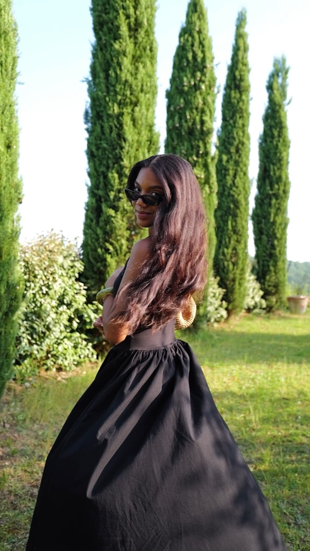 Dress-size small


Poplin rib-knit drop waist midi dress | summer dress | casual dress | basque waist dress | raffia clutch | black midi dress | Tuscany outfit idea | esito summer outfit 

#LTKSeasonal