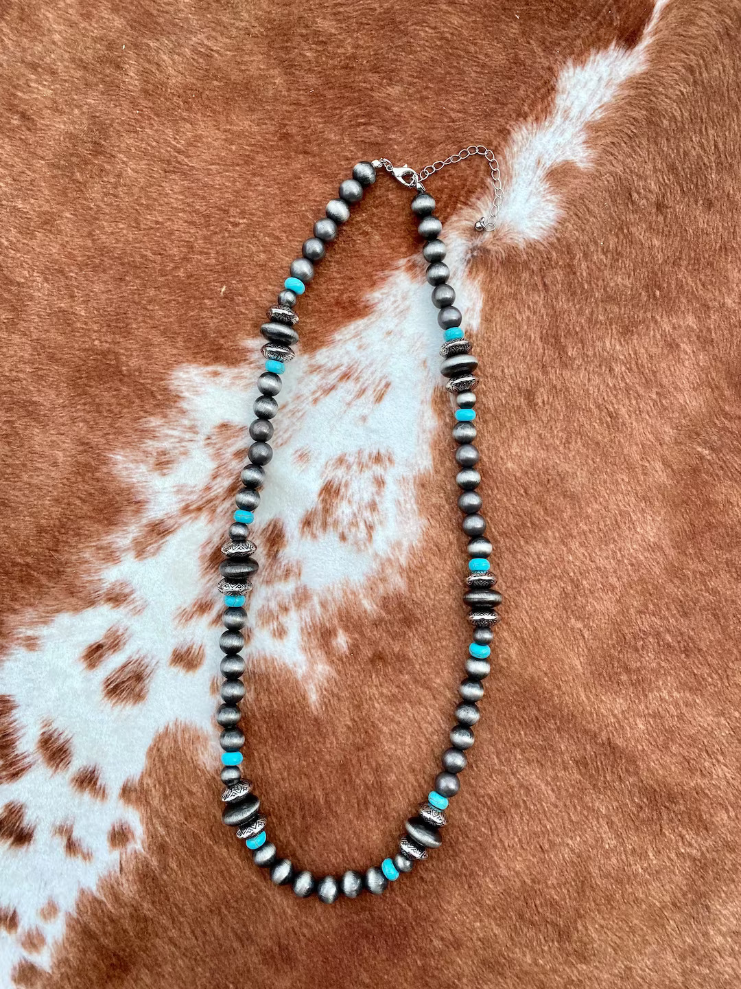 Icon Collection Navajo Style Pearl Bead Necklace - Etsy | Etsy (US)