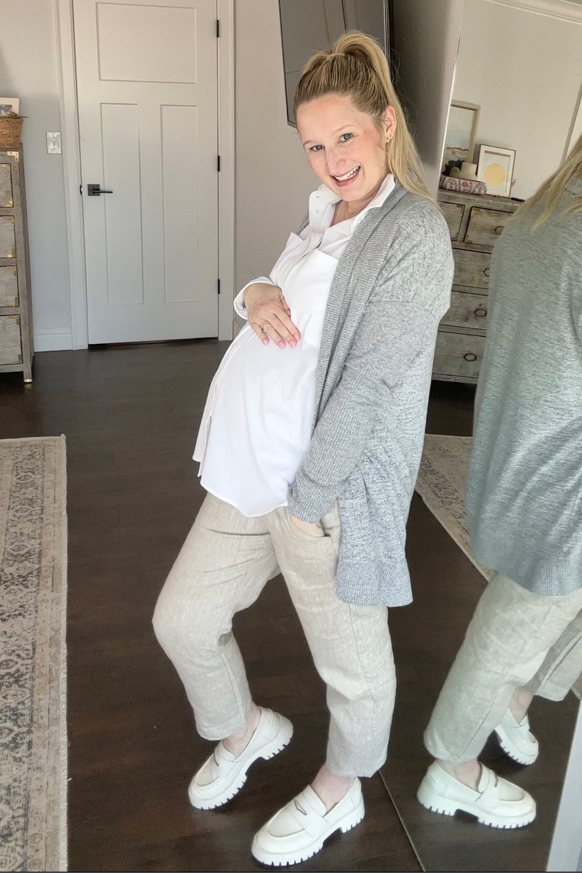 Cute casual maternity outfit for a work day in the office or a casual lunch with the girls! Bump-friendly linen pants and the best oversized white staple button down perfect for postpartum and beyond

#LTKbump