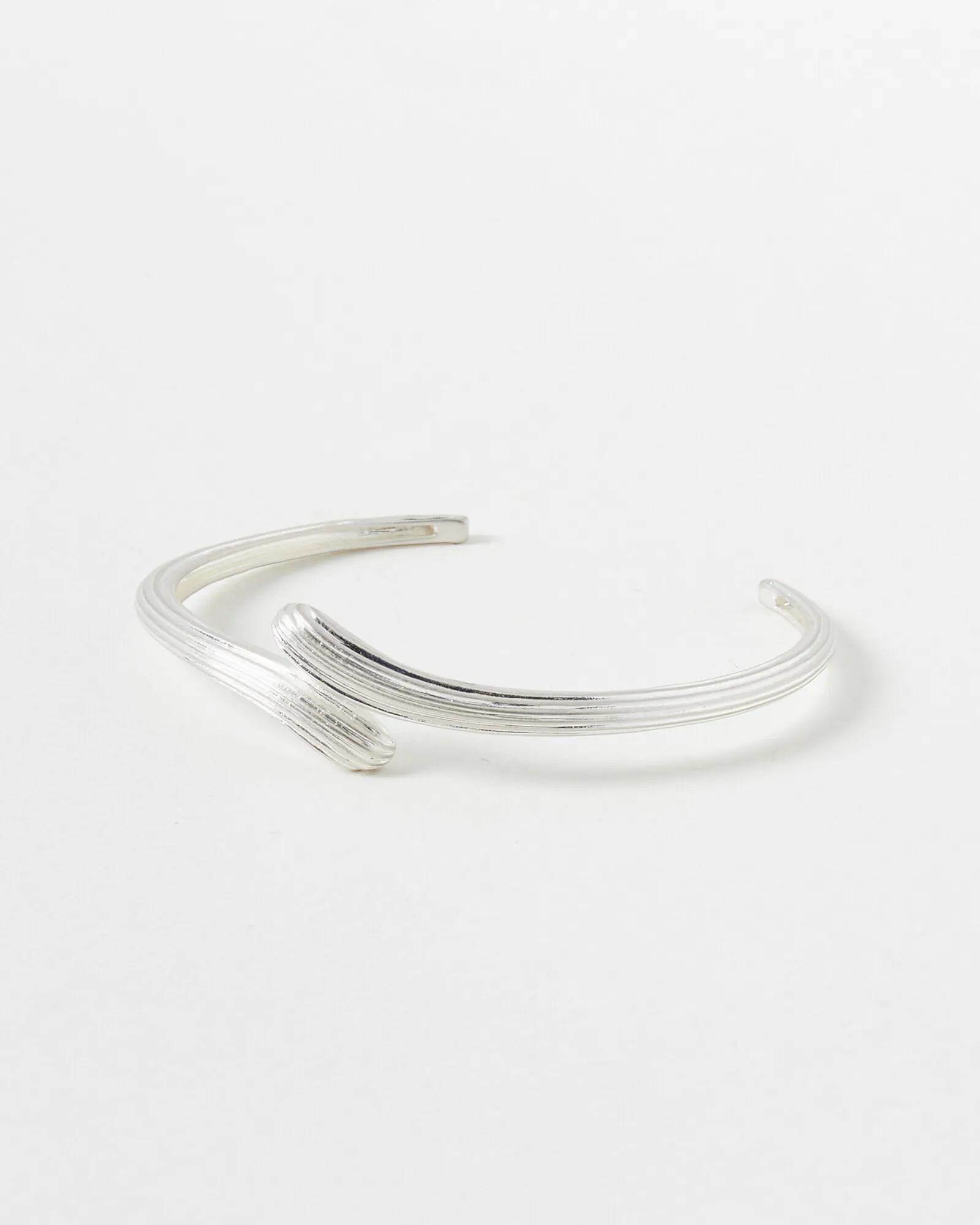 Maribel Sculptural Silver Plated Bangle | Oliver Bonas (Global)