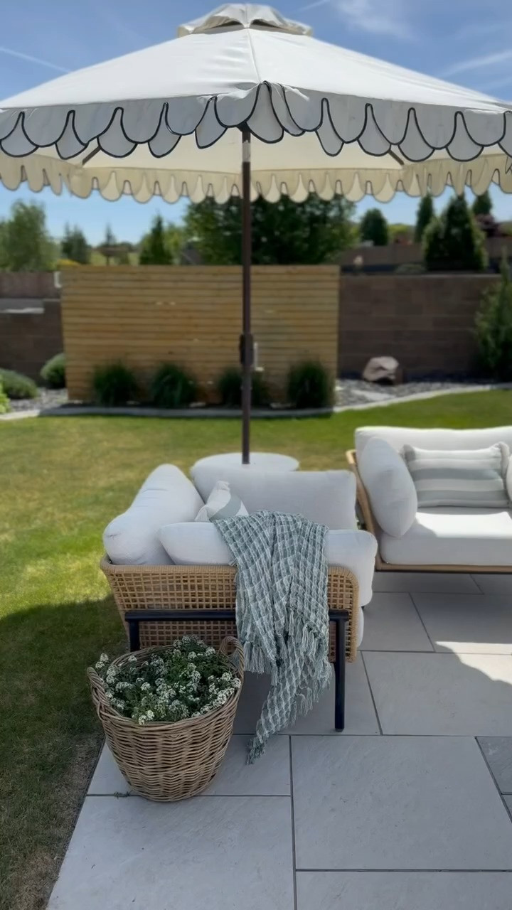 These outdoor umbrellas provide the best shade during the summer!

outdoor furniture, pool furniture, outdoor umbrella

#LTKHome