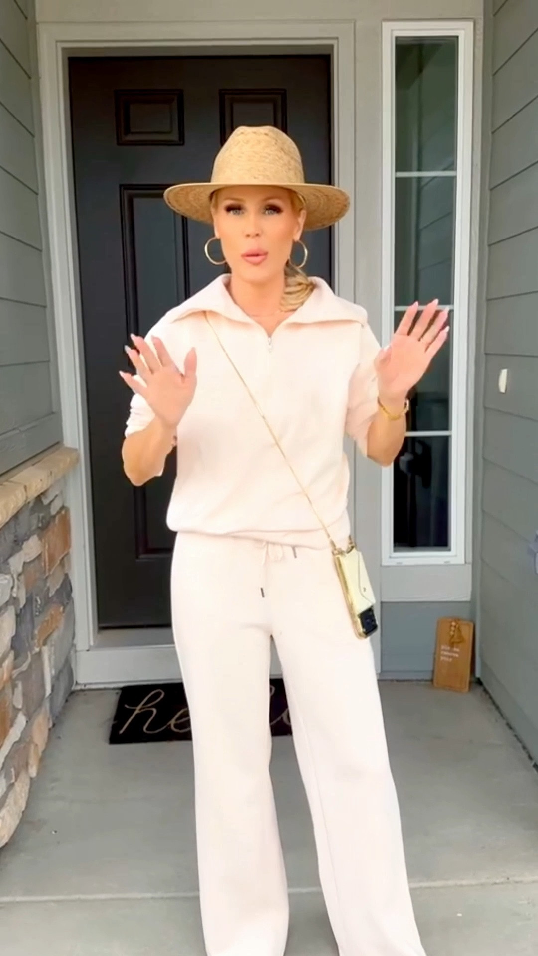 Obsessed with this cell phone case! It’s so functional and pretty and perfect for everyday use! Comes in so many colors and makes it so you never loose your phone or credit cards 

Hat and outfit linked too

#LTKdayinmylife #LTKmomlife #LTKTravel