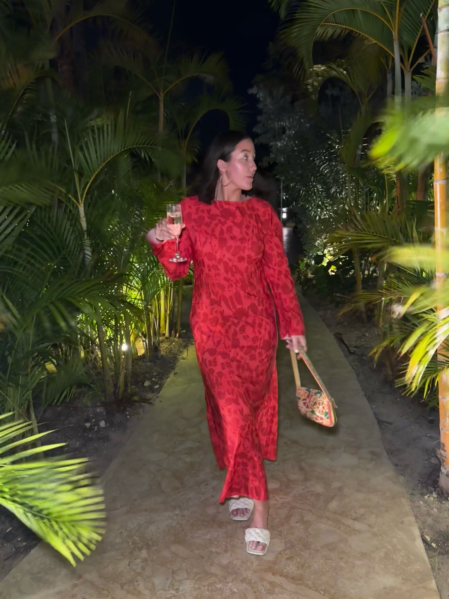 REALISATION PAR DUPEEEE