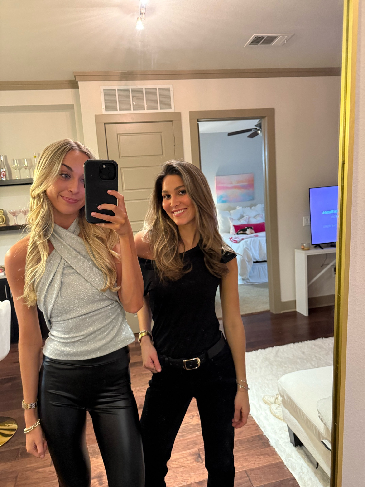 Night Out Fit!

#LTKSeasonal #LTKStyleTip #LTKSaleAlert