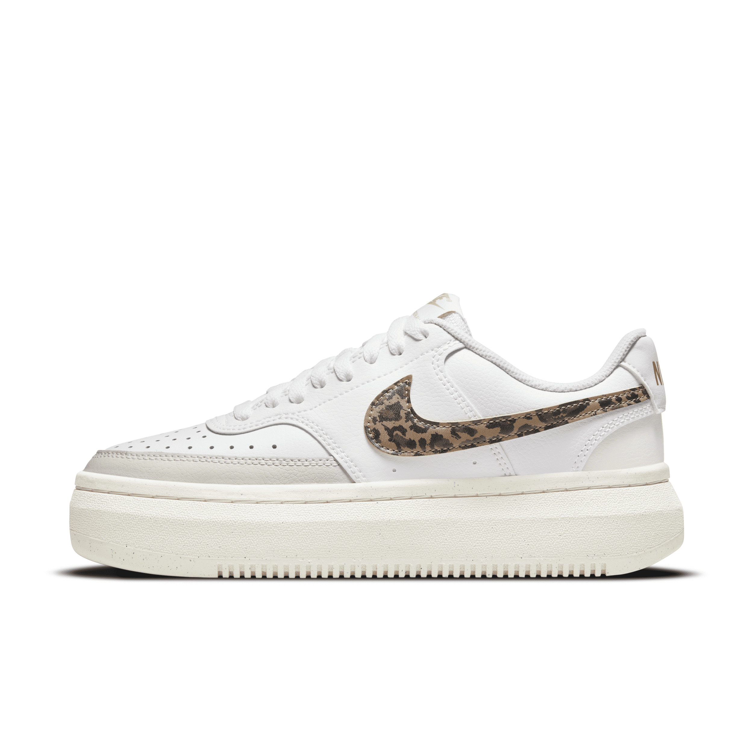 Nike Women's Court Vision Alta Shoes in White, Size: 11.5 | DO2791-100 | Nike (US)