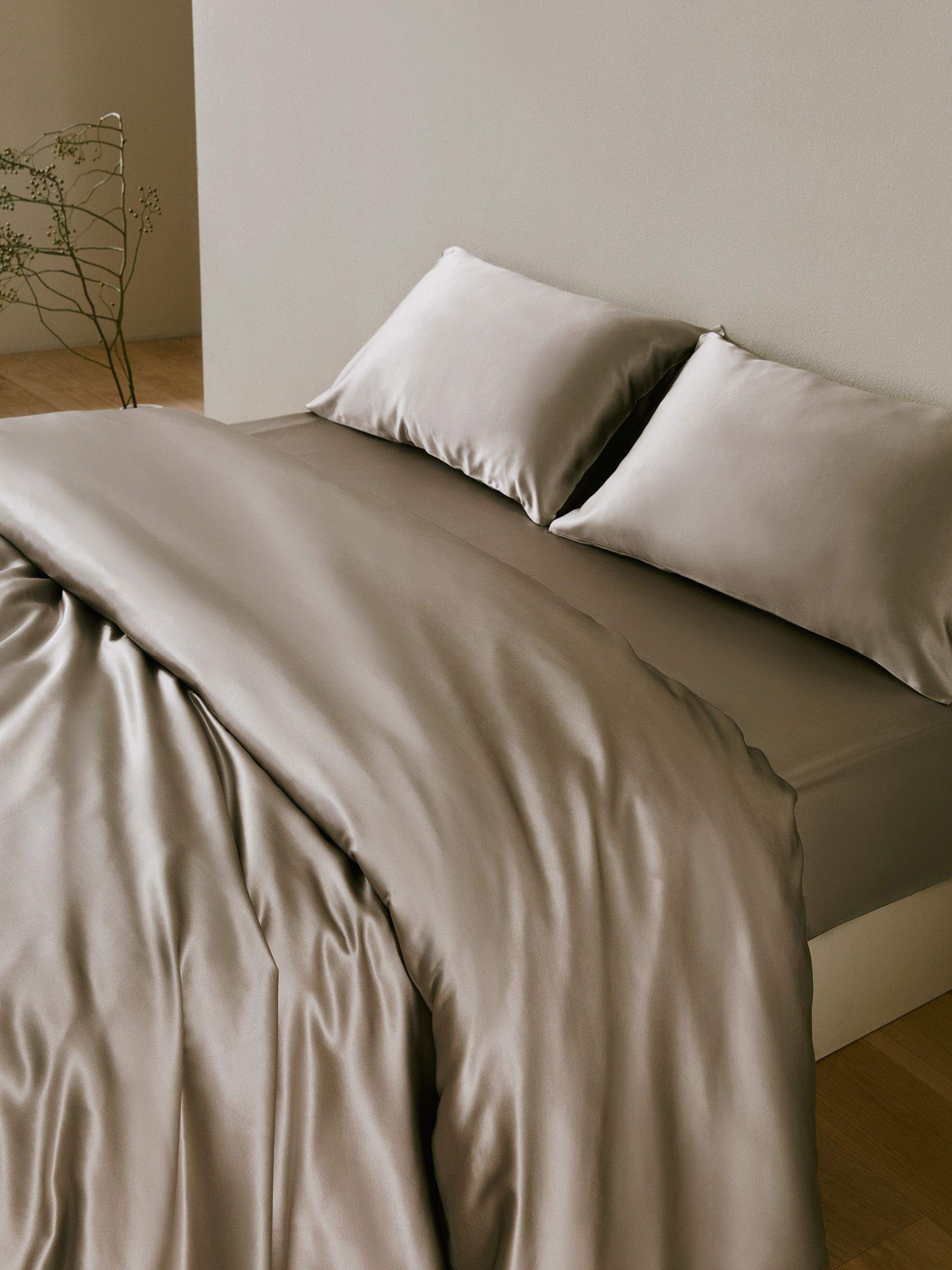 25 Momme Seamless Luxury Fitted Sheet | LILYSILK