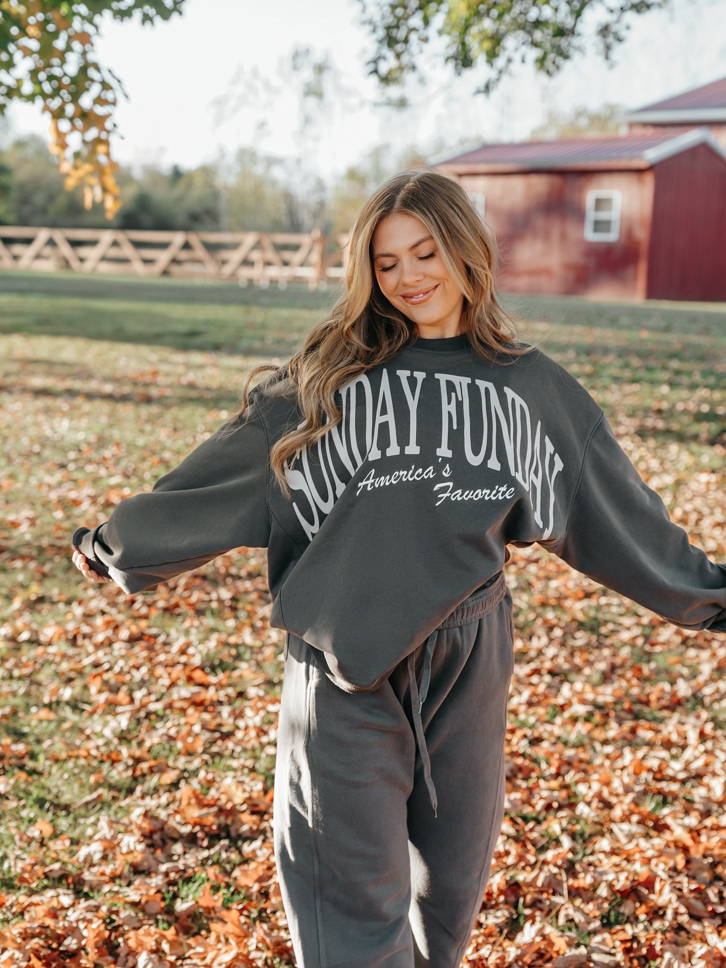 KENNY X KENZ -🏈 your new perfect Sunday uniform has landed, THE SUNDAY EDIT!!! This collection was so much fun to create & I am sooo excited to share it with you!!! Whether you are cuddling up on the couch, cheering on your favorite team, or making Sunday Funday memories with your little (the matching minis!? 🥹🤭) you’ll be living in this oversized crew from kickoff to bedtime. 
Code KENNEDY10
 