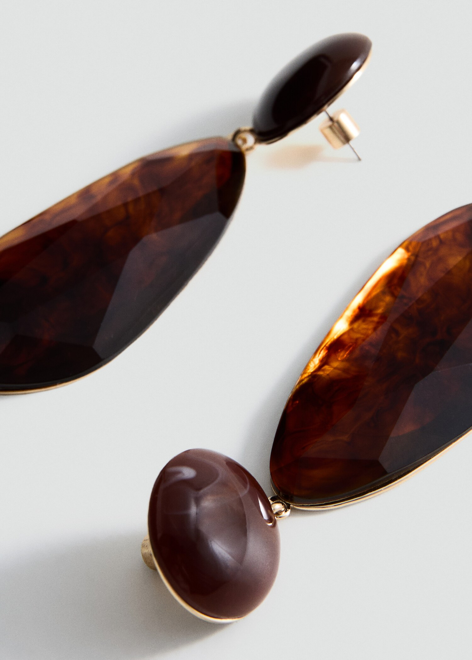 Resin pendant earrings | Mango (US/MX/AU)