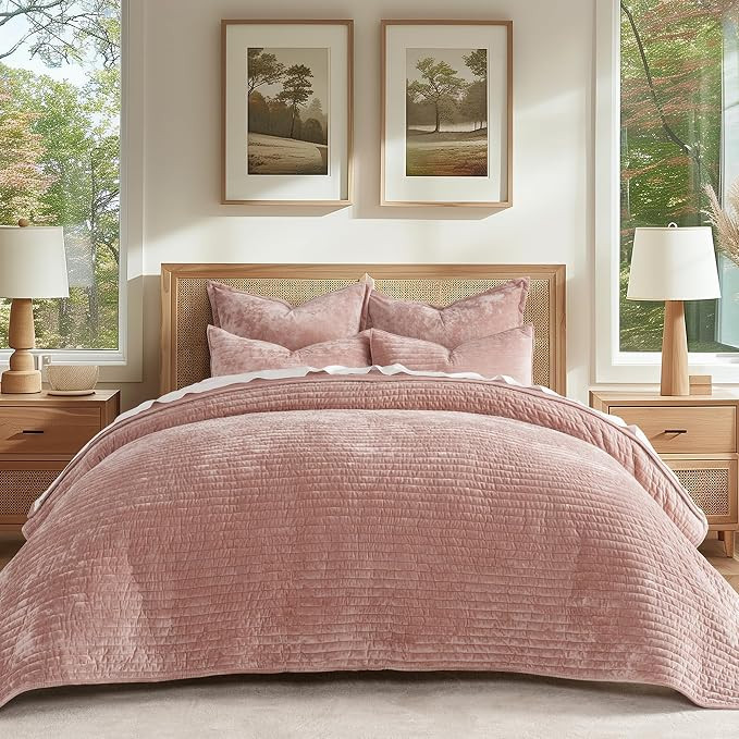 Velvet Quilt Set King Size, Luxurious Soft Striped Channel Bedding Set, Lightweight Velvet Comfor... | Amazon (US)