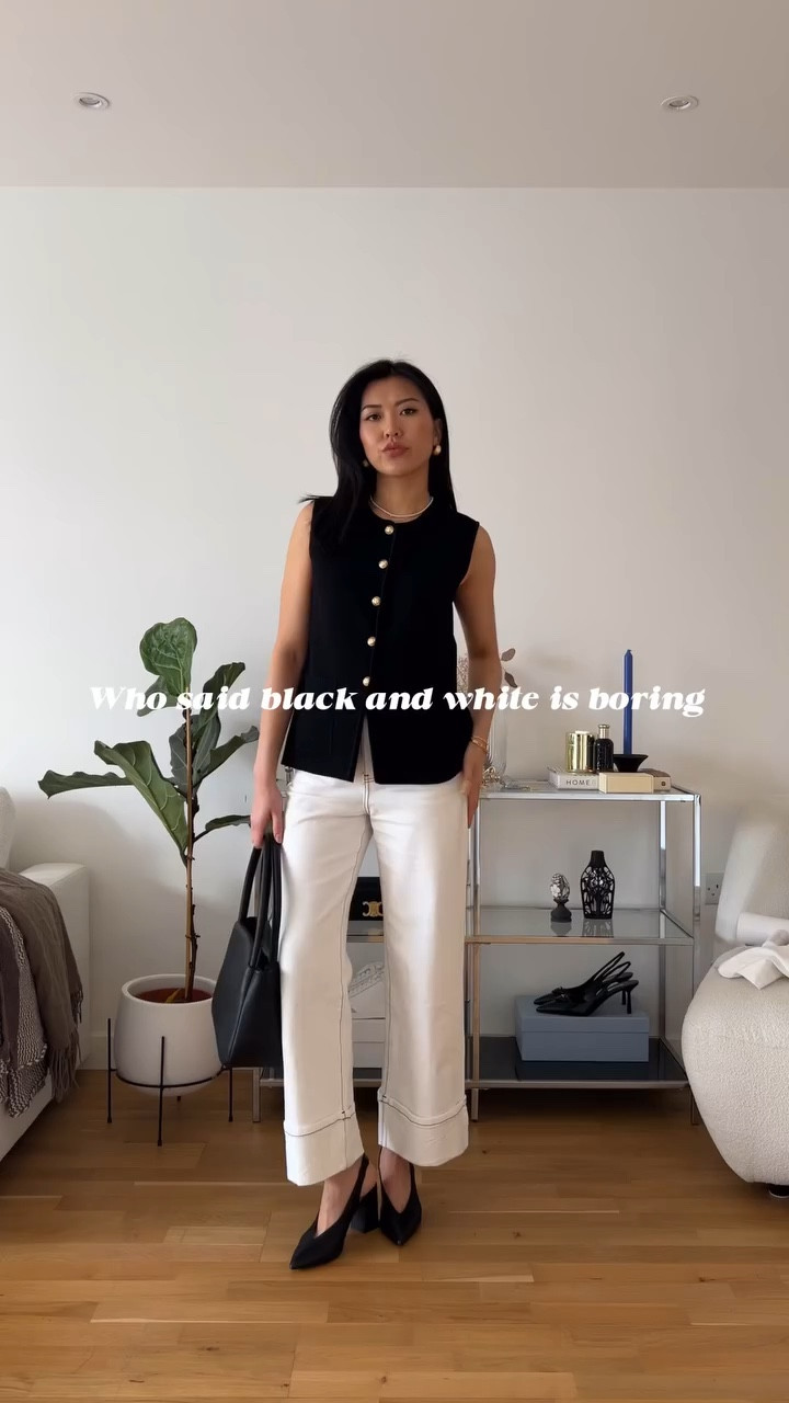 Black & white might be simple, but it’s never dull in my wardrobe. Here are 4 ways I’m keeping this combo fresh and fun! Which one would you wear? 

Look 1 
Top @sportscraft 
Trousers @eleh.official 
Shoes @officeshoes 

Save and follow @shaythelight for more outfit inspo

#unisexstyle #weeklyoutfit #outfitideas #hushofficial #sportscraft #jigsaw #statusaxiety #blackandwhite #minimalstyledaily #classyoutfit #minimalchic #timelessfashion #stylegator #charleskeith #parisianchicstyle #styleinspo #minimalootd #casualchic #springfashion #chicstyle #parisianstyle #everydayfashion #shaythelight