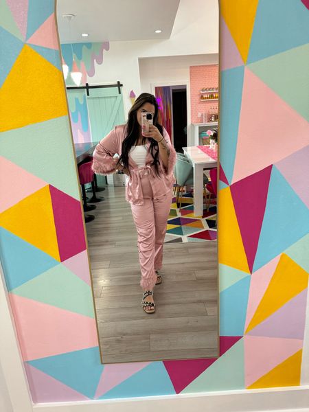 Pink fur pajamas for our pajama party at Achieve! 

Shein, affordable fashion 

#LTKfindsunder50 #LTKparties #LTKplussize
