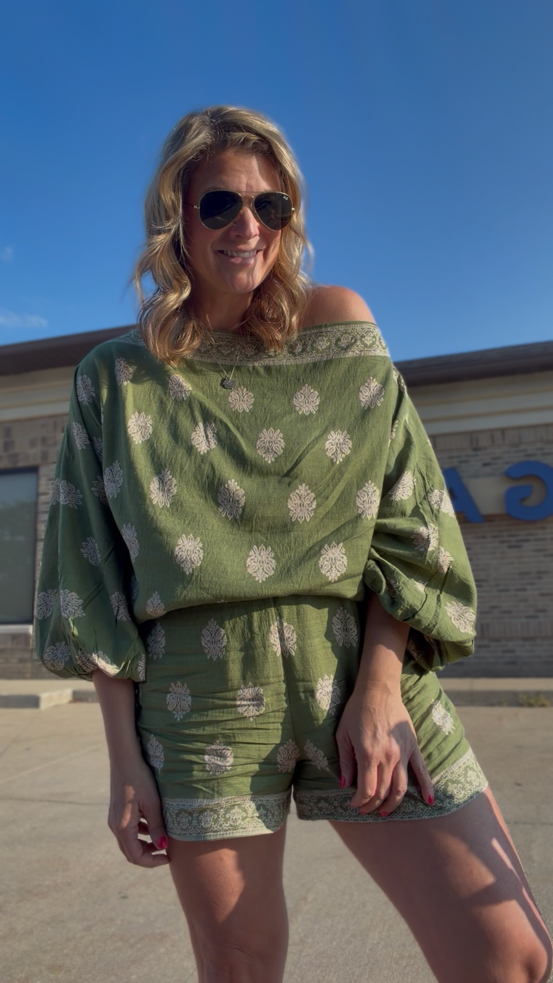 two-piece set is giving early fall perfection! 🍂💚 I wore it to my gig and it was cute, comfy, and so easy to wear!

And I LOVE that you can wear the top and shorts separately with pieces you already have in your wardrobe. Two pieces = so many outfits! 🙌

#TwoPieceSet #EarlyFallStyle #MidsizeFashion #AffordableFashion #FallOutfits

#LTKMidsize #LTKOver40 #LTKTall