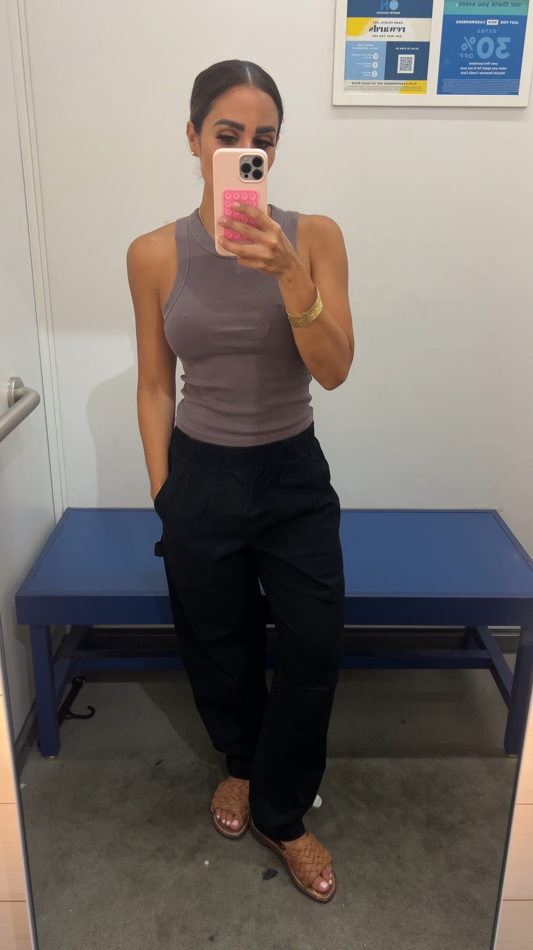 I’m wearing a size XS (regular) for the pants and a size XS for the top. I am 5’0” and 115 lbs. 34B. 

#LTKFindsUnder50 #LTKOver40 #LTKVideo