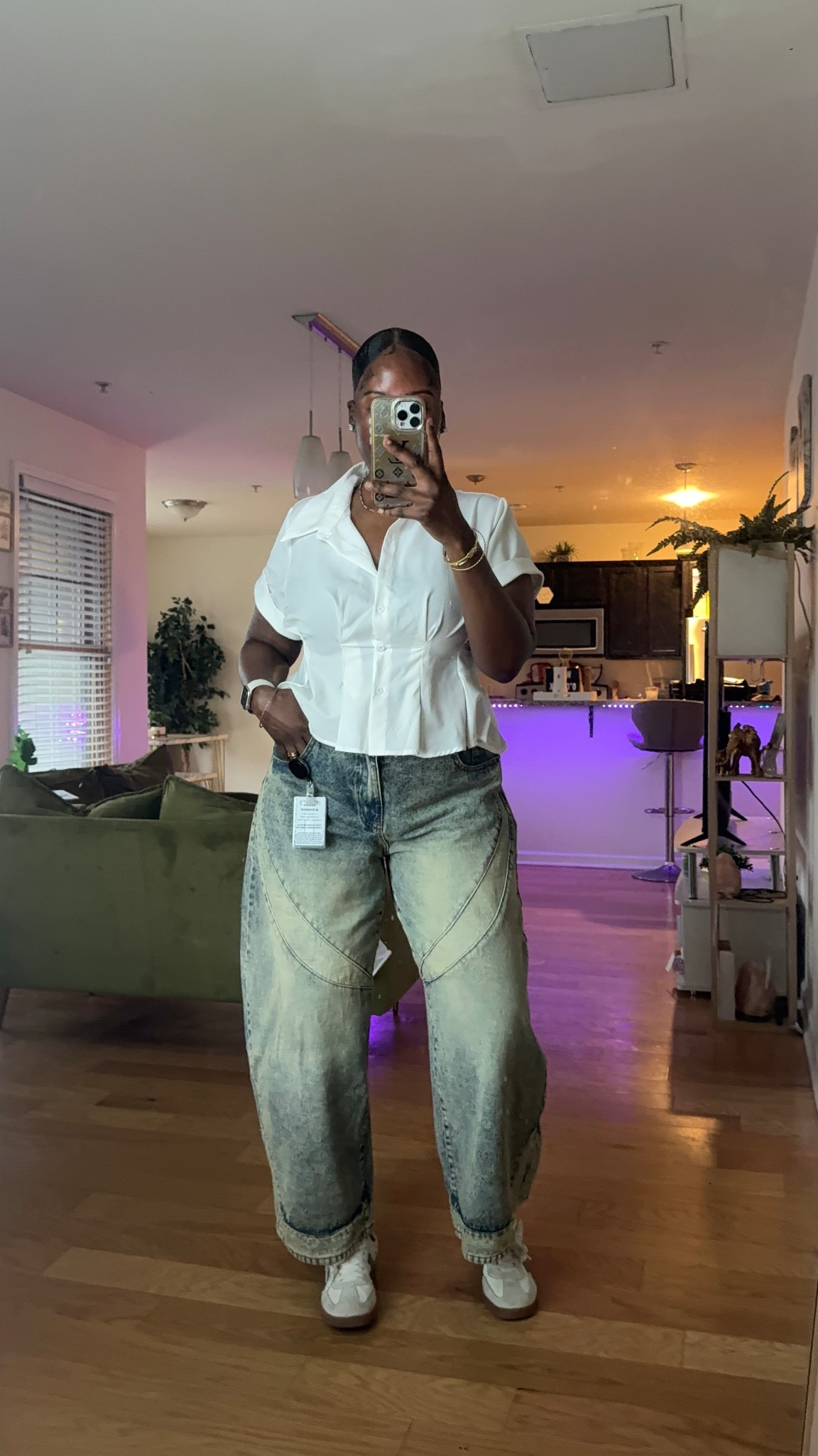 Wide Leg Barrel Jean

#LTKootd #LTKMidsize #LTKgrwm