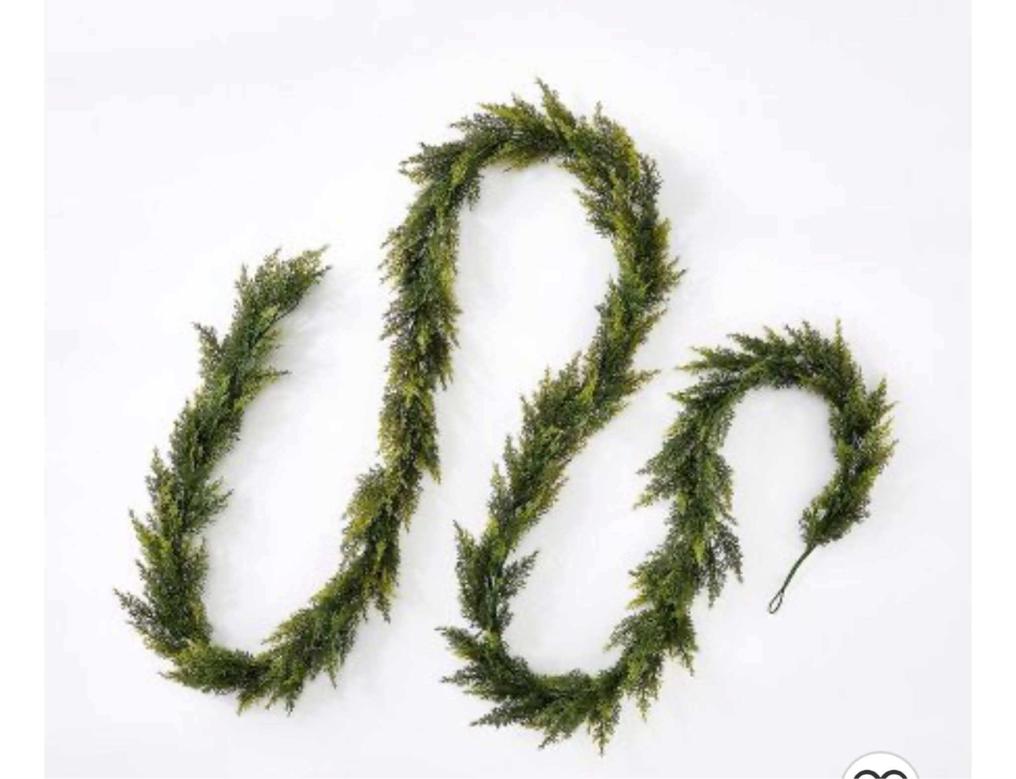 Extra long garland 

#LTKHoliday #LTKhome