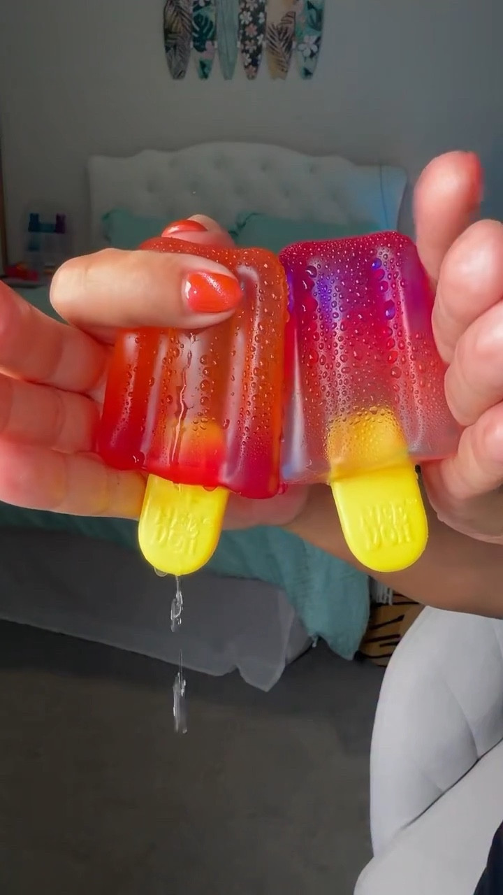 🍭NeeDoh Swirl + Katseye Nails 🧡💦
@needohofficial 
#needoh #needohnails #trend #satisfying #newnails