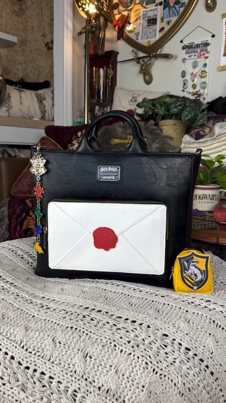 No Post on Sundays 💌

I love how this Harry Potter Hogwarts Letter Loungefly is convertible and you can use it as a backpack or a crossbody tote! Its the perfect size for me and I can even use it for work since it fits my laptop perfectly. 

#LTKSaleAlert #LTKvlog #LTKdayinmylife