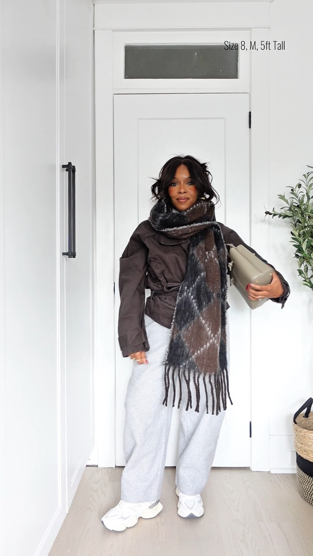 Everyday outfit - elevated sweats 

#LTKPetite #LTKStyleTip #LTKFindsUnder100