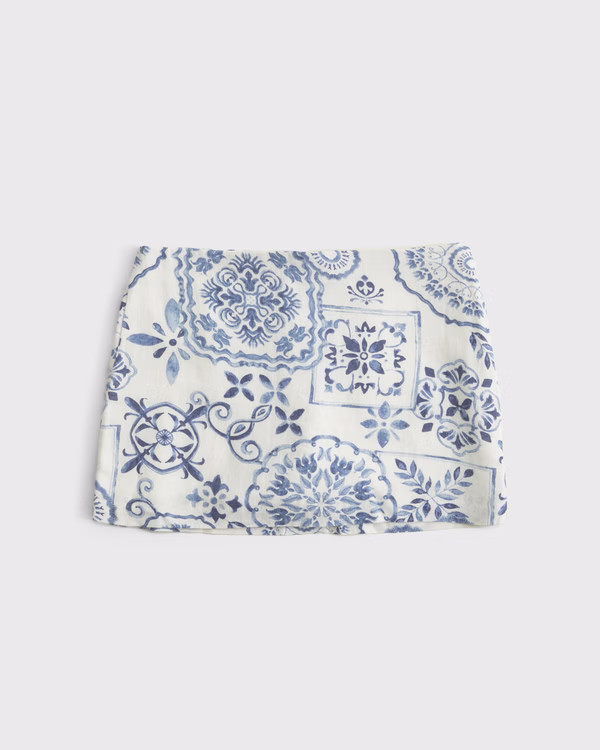 The A&F Scarlett Mid Rise Linen-Blend Mini Skort | Abercrombie & Fitch (US)