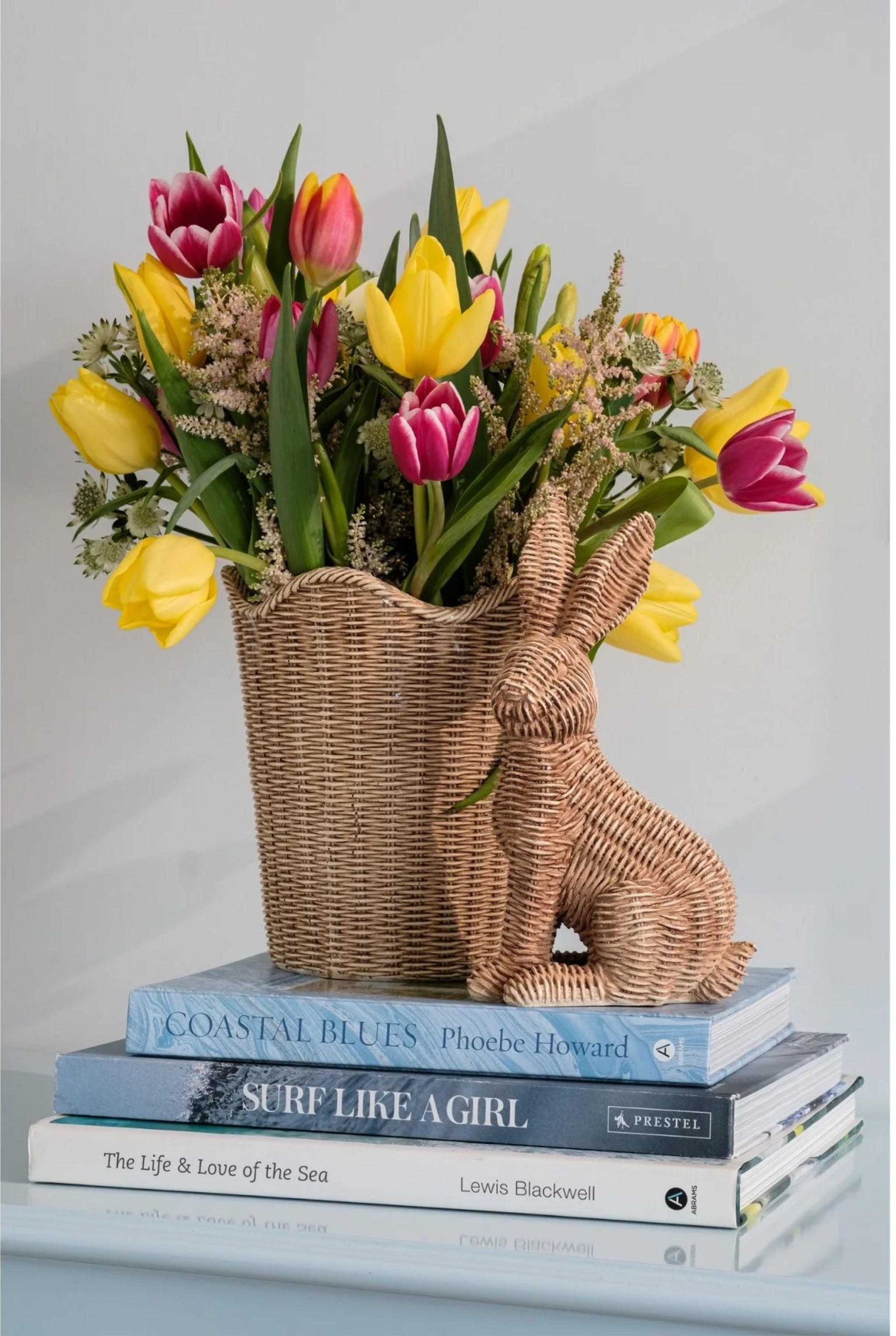 #coastal #rattan #easter #bunny #deor #homedesignsinspo #julieblanner

#LTKStyleTip #LTKHome