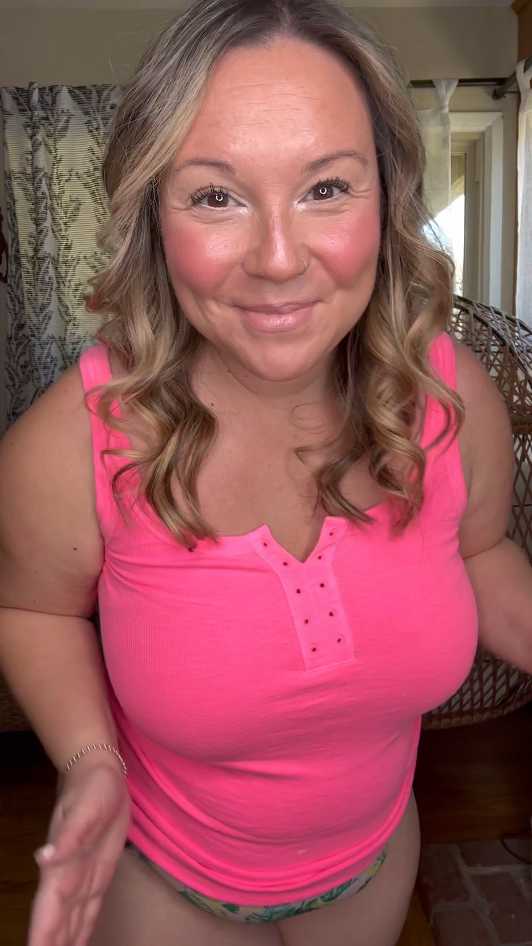 Underwear review
Wearing size large 


#LTKstyletip #LTKFind #LTKcurves