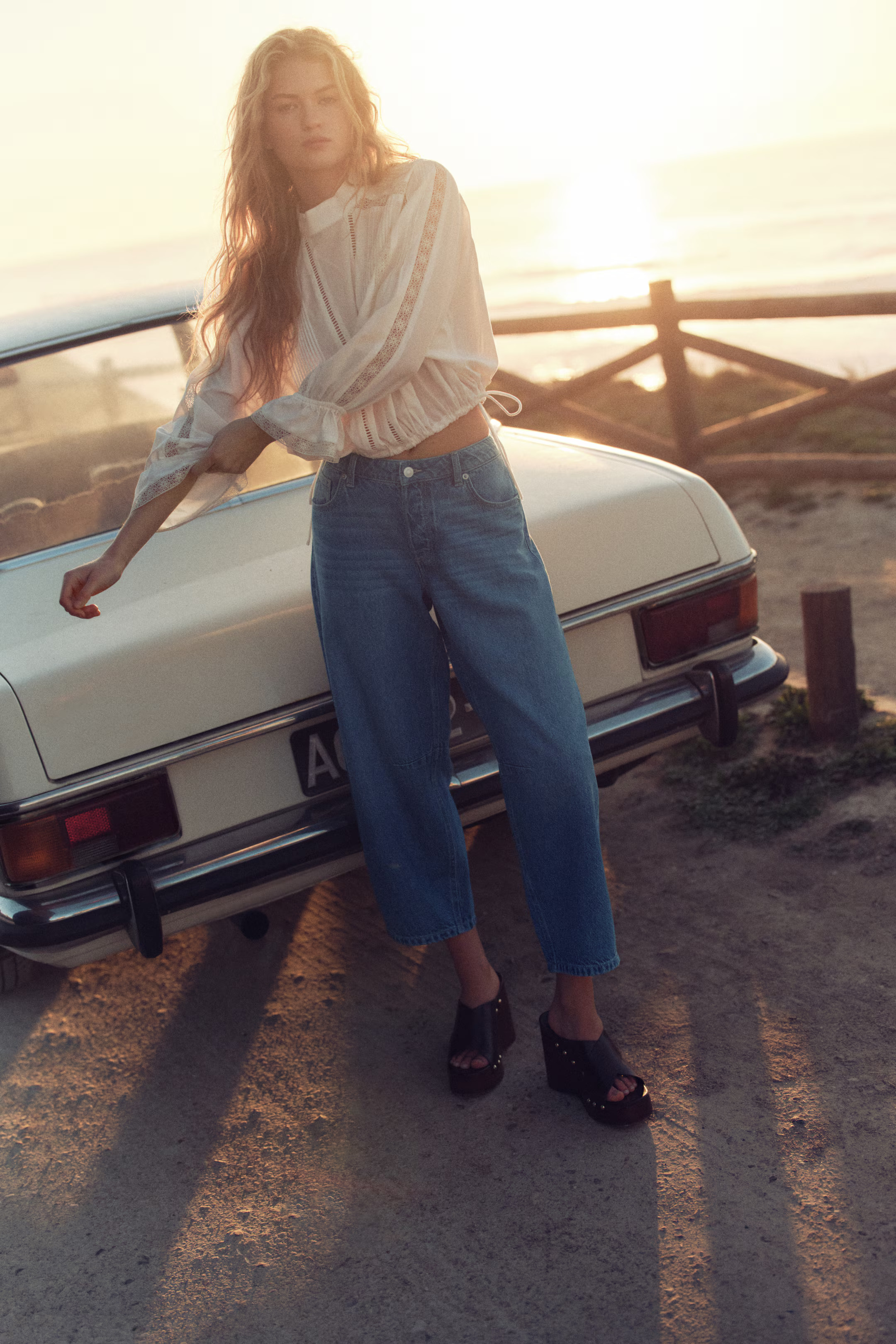 Barrel High Cropped Jeans | H&M (US + CA)