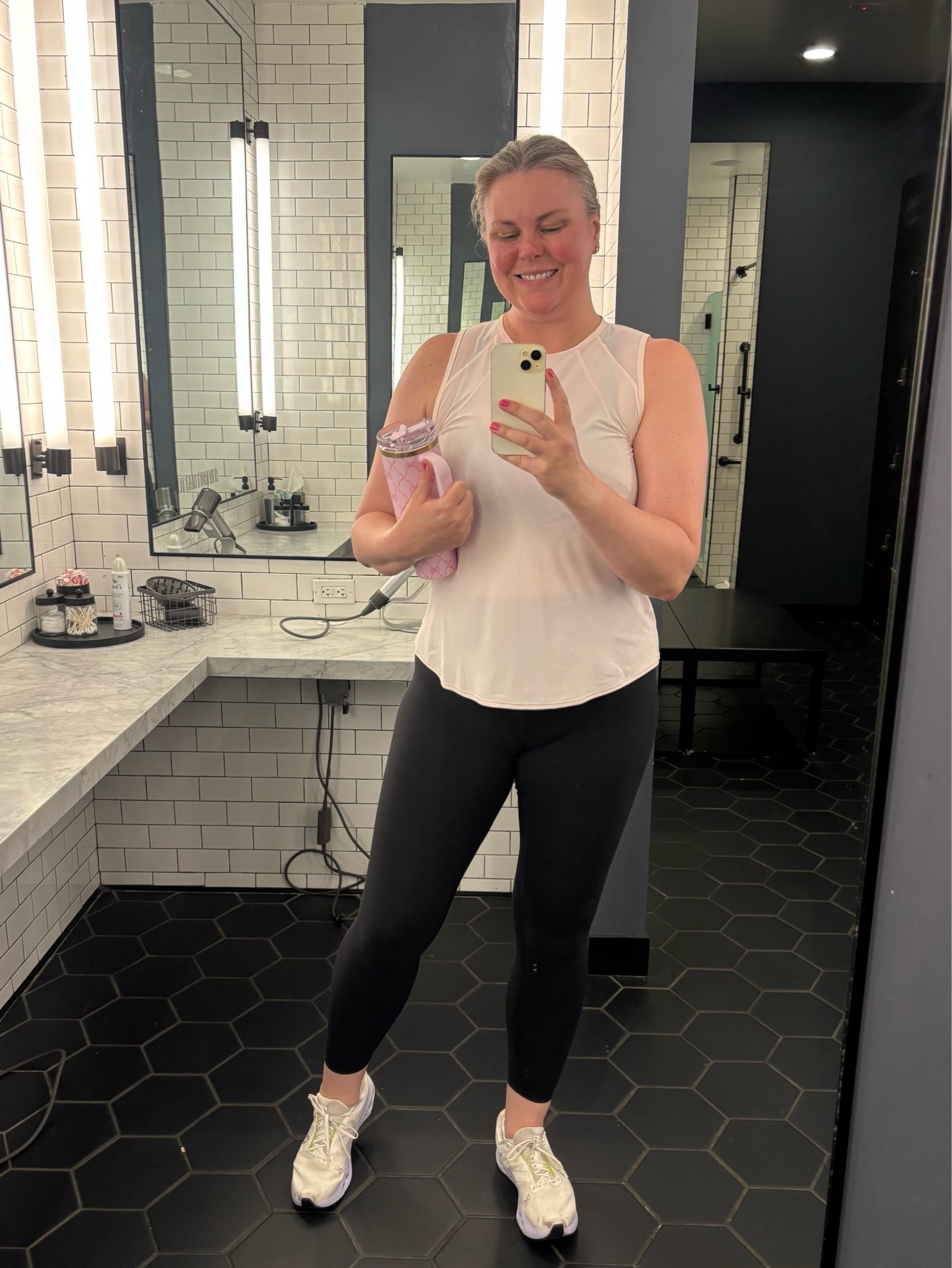 Today’s Barry’s sweatfit 💪🏼

#LTKfitnessgoals #LTKselfcare #LTKActive