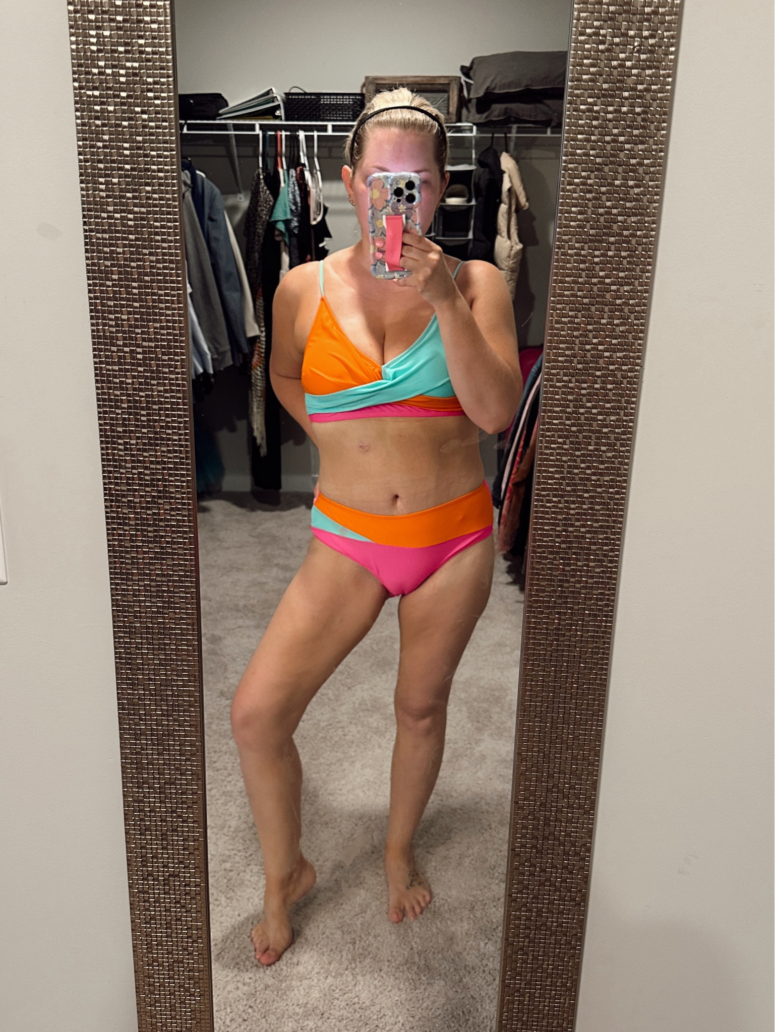 Color block bathing suit from SHEIN💕

#LTKFindsUnder50 #LTKStyleTip #LTKSwim