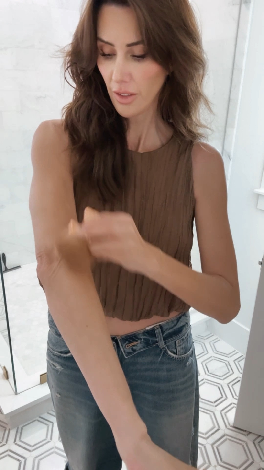 bronzing lotion // day time makeup // jeans 

#LTKTall #LTKOver40 #LTKBeauty