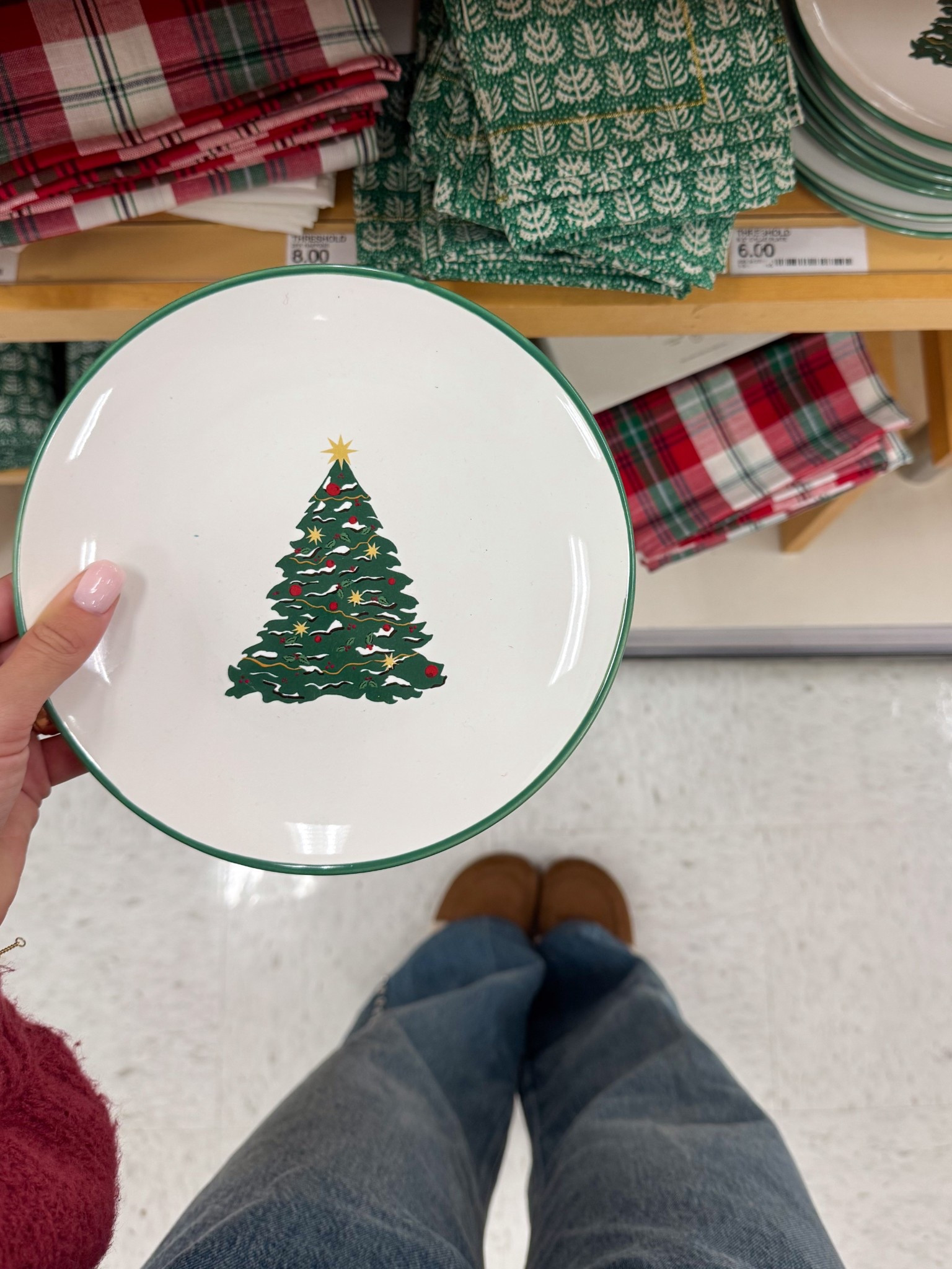 love the vintage Spode Christmas tree design on this winter holiday table wear🎄🎅🏽 so festive and nostalgic feeling!! only $3…. perfect for Christmas dinner or holiday dinner parties✨ 

#LTKSeasonal #LTKHome #LTKHoliday