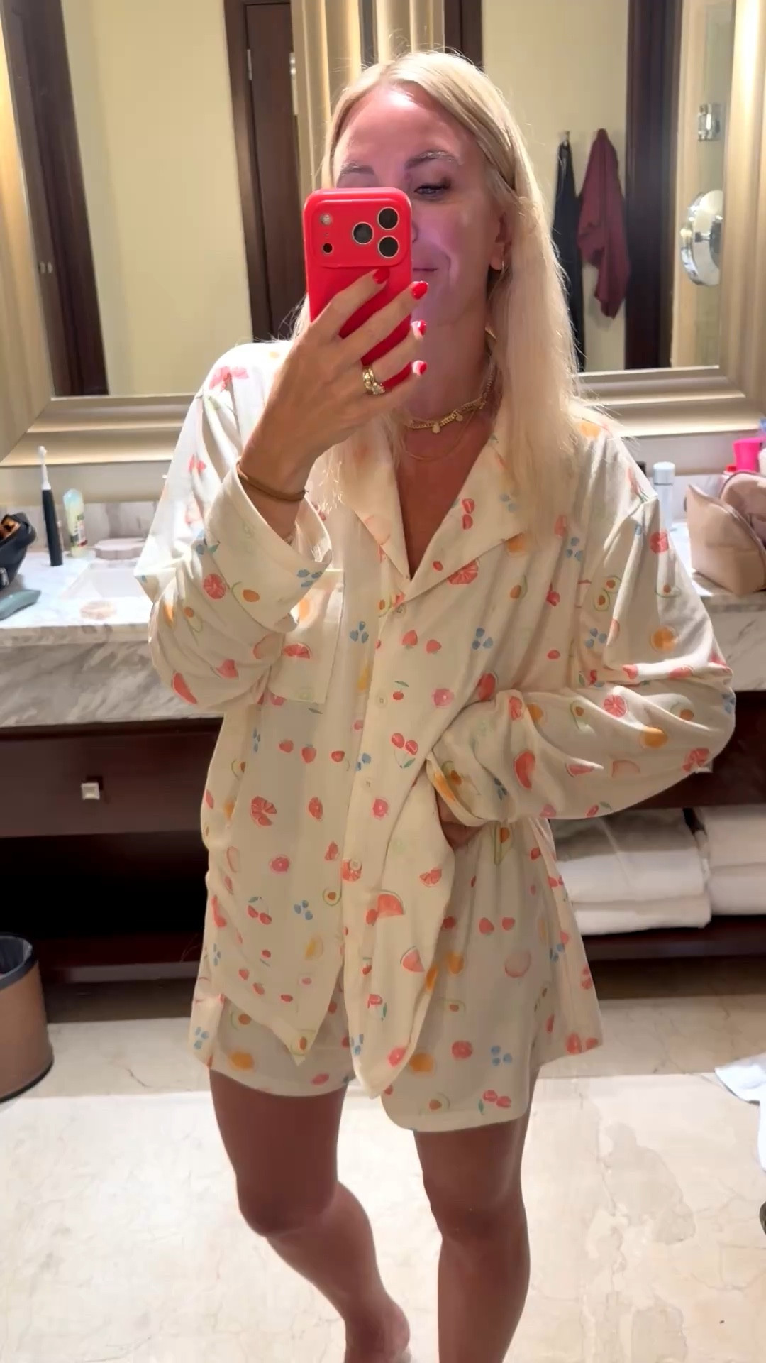 Obsessed with how lightweight and oversized these are! Ultimate vacation pj!