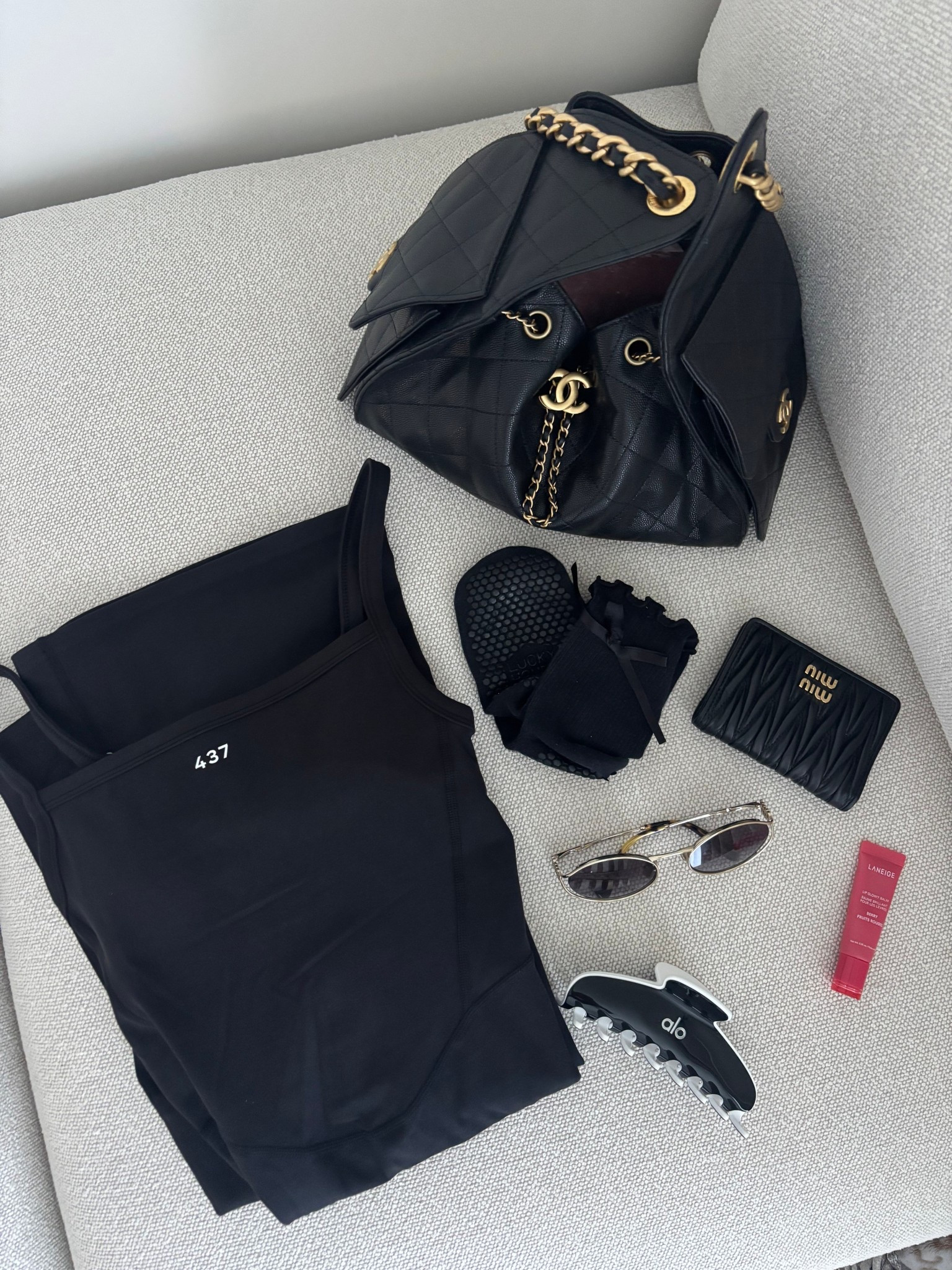 437 always taking me from studio to street 💅