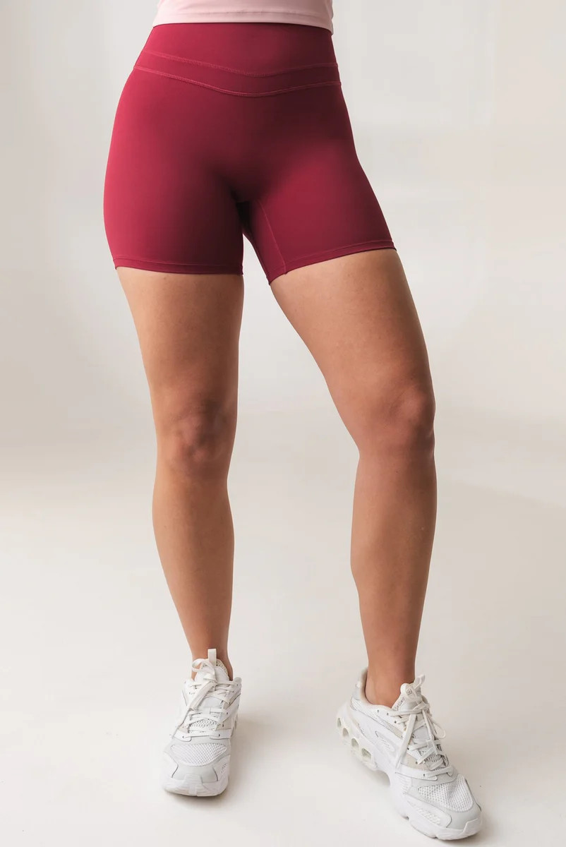 Vitality Revive Volley Short - Sangria | Vitality