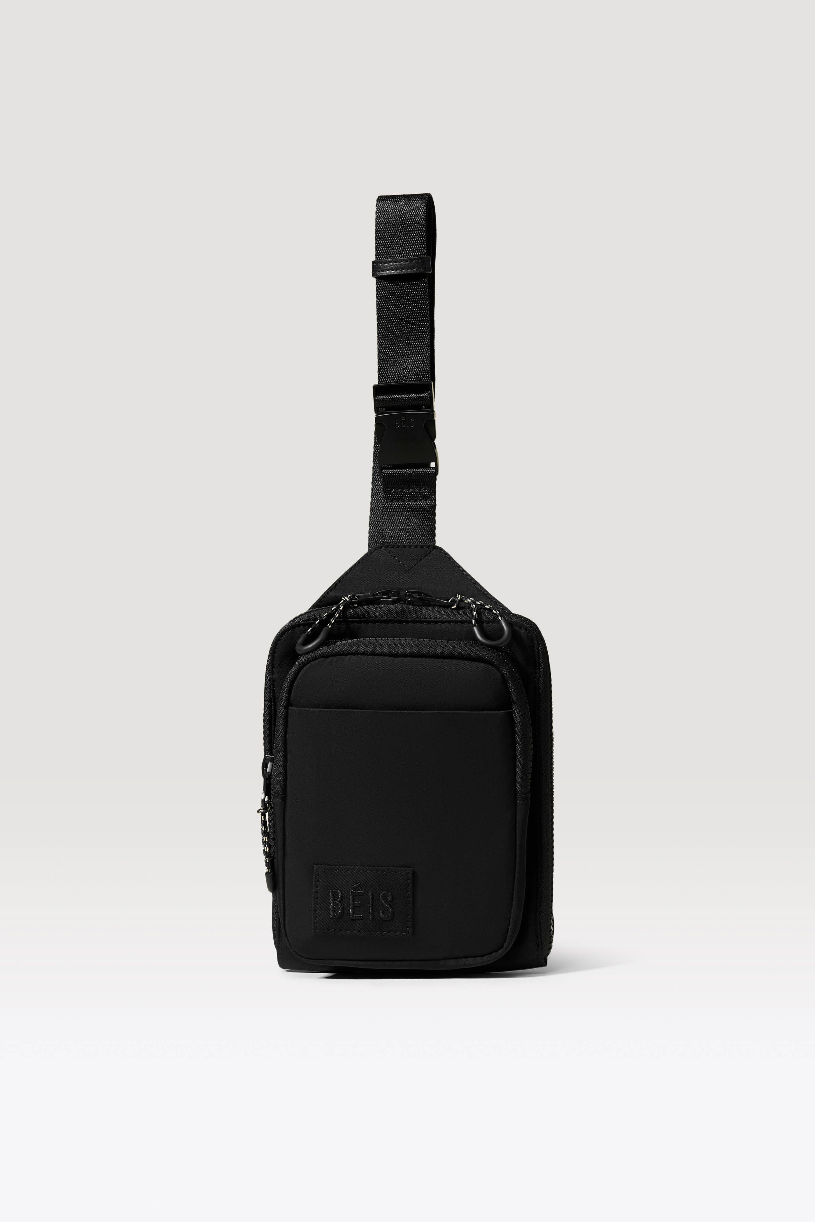 B\u00c9IS 'The Sport Sling' in Black - Crossbody Athletic Gym Bag | BEIS