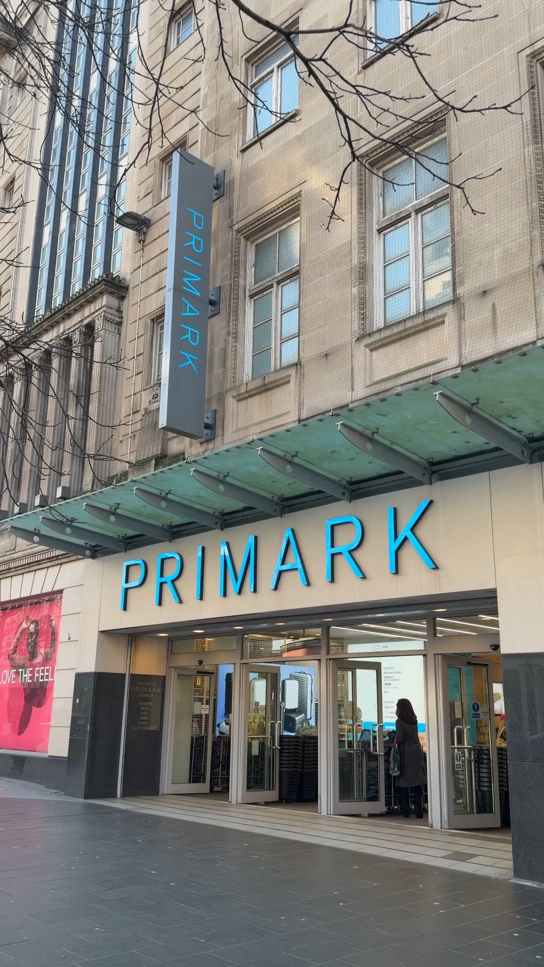 Primark fleece try on! 🧸

First one I’m wearing a small and the second I’m wearing a medium (but I’d prefer a small I think)

Primark finds, Borg jacket, fleece

#LTKautumn #LTKuk #LTKFashionMonth
