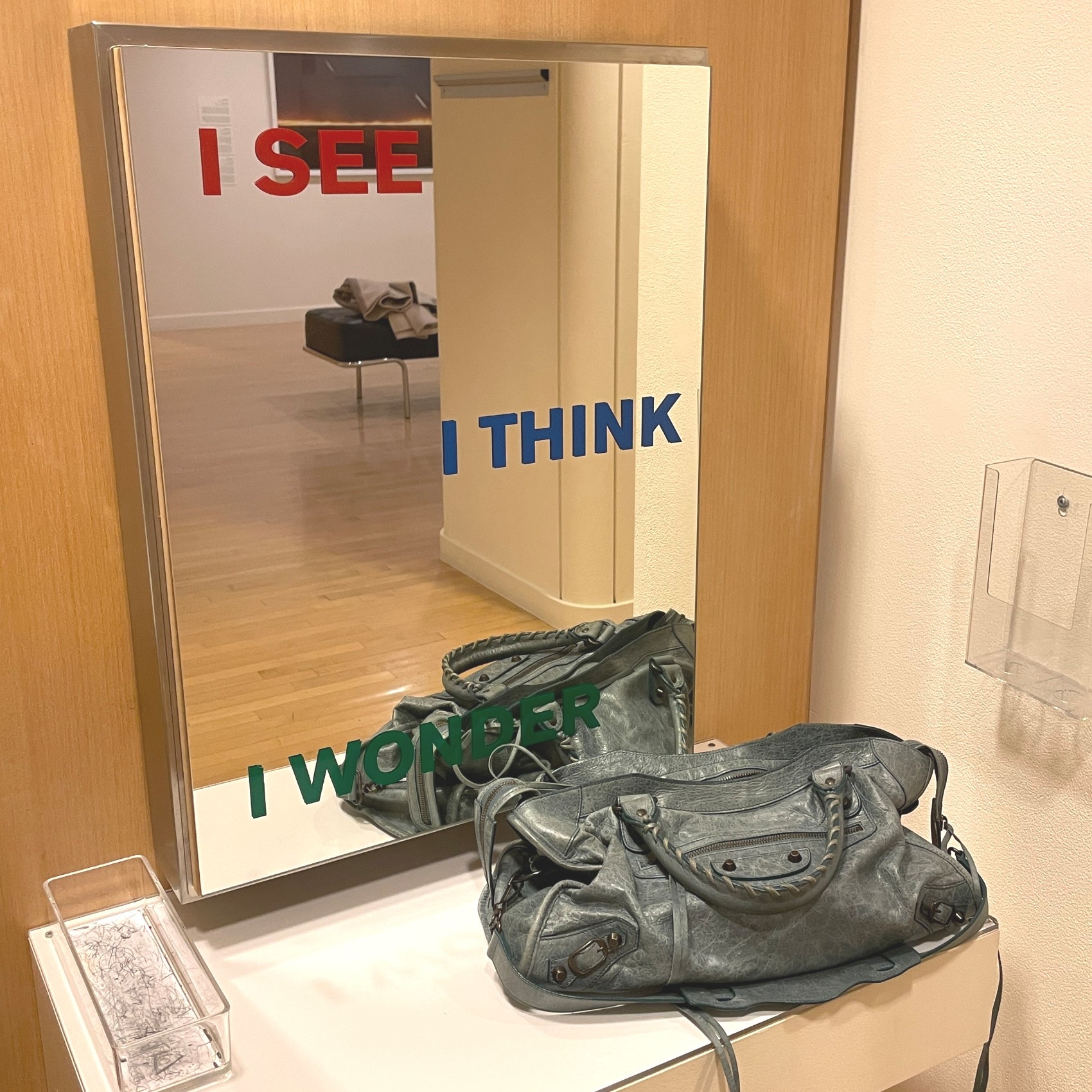 Loving this soft and squishy handbag for casual days 🙌❤️

#LTKOver40 #LTKdayinmylife