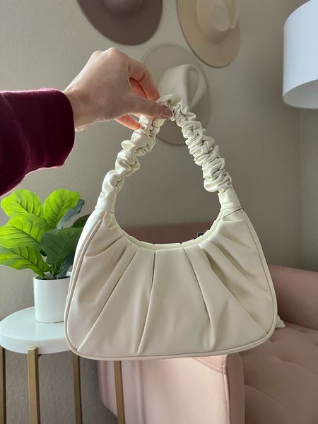 Dumpling bag 
neutral outfit, Amazon fashion

#LTKunder100 #LTKitbag #LTKstyletip