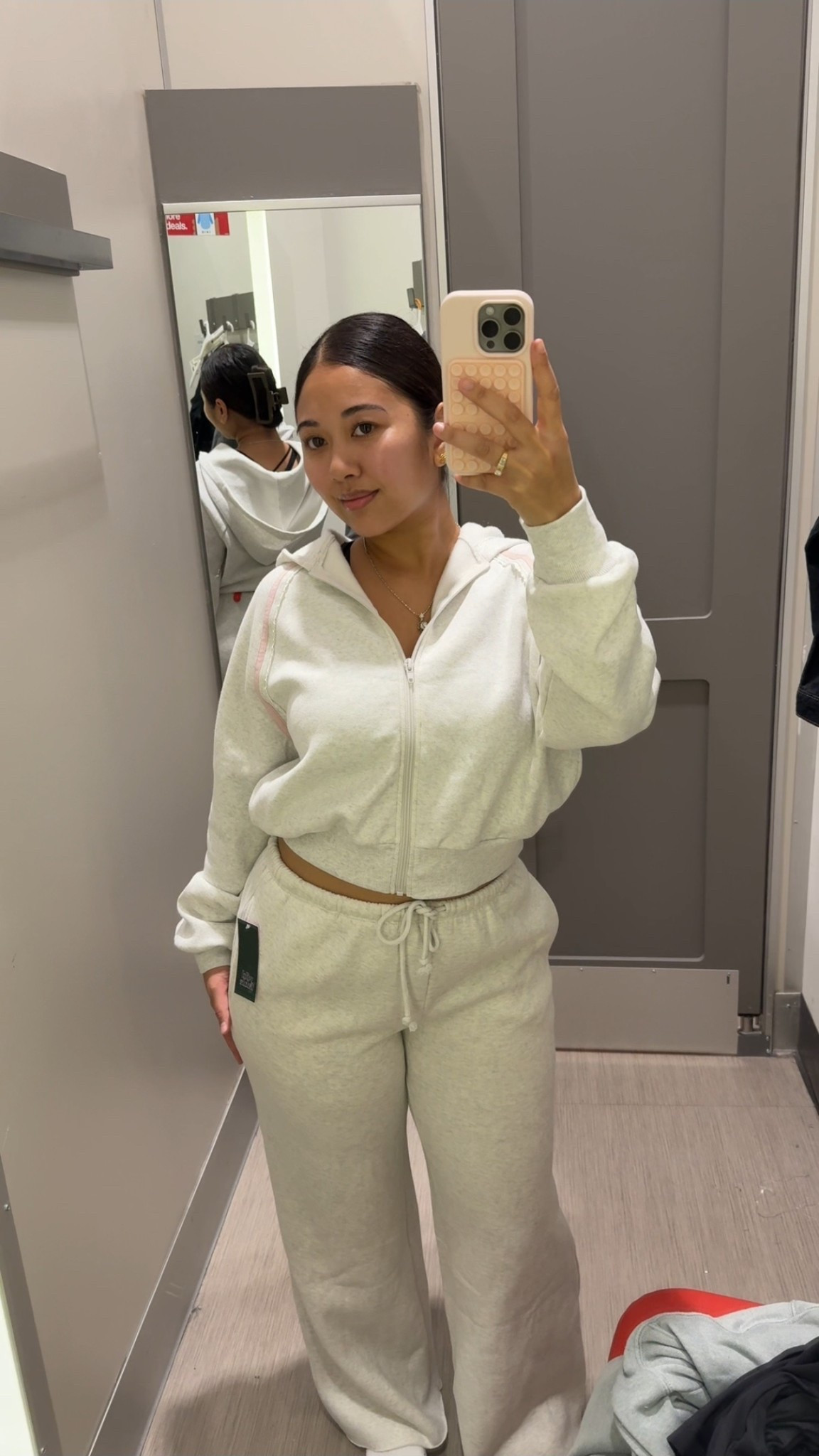 Size S top 
M bottoms