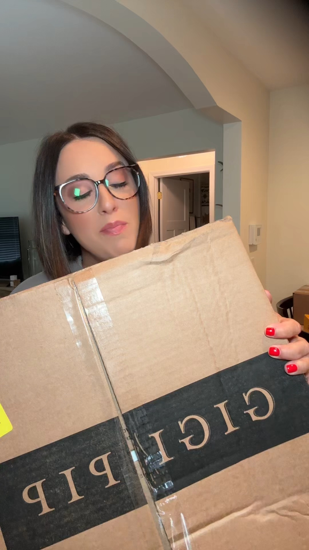 Gigi pip unboxing haul - new straw cowgirl hat and trucker hats for summer - perfect for rodeo Nashville or country concerts

#LTKgrwm #LTKootd