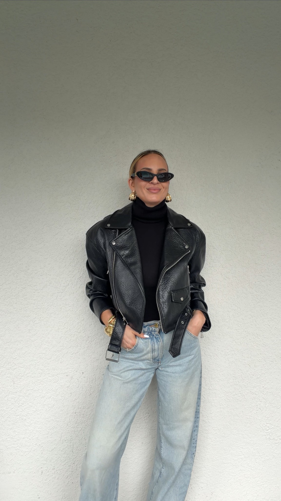 50% of this look is Zara! Wearing a small in the top and a medium in the jacket. Jeans and sandals run tts￼

#LTKgrwm #LTKdayinmylife #LTKootd