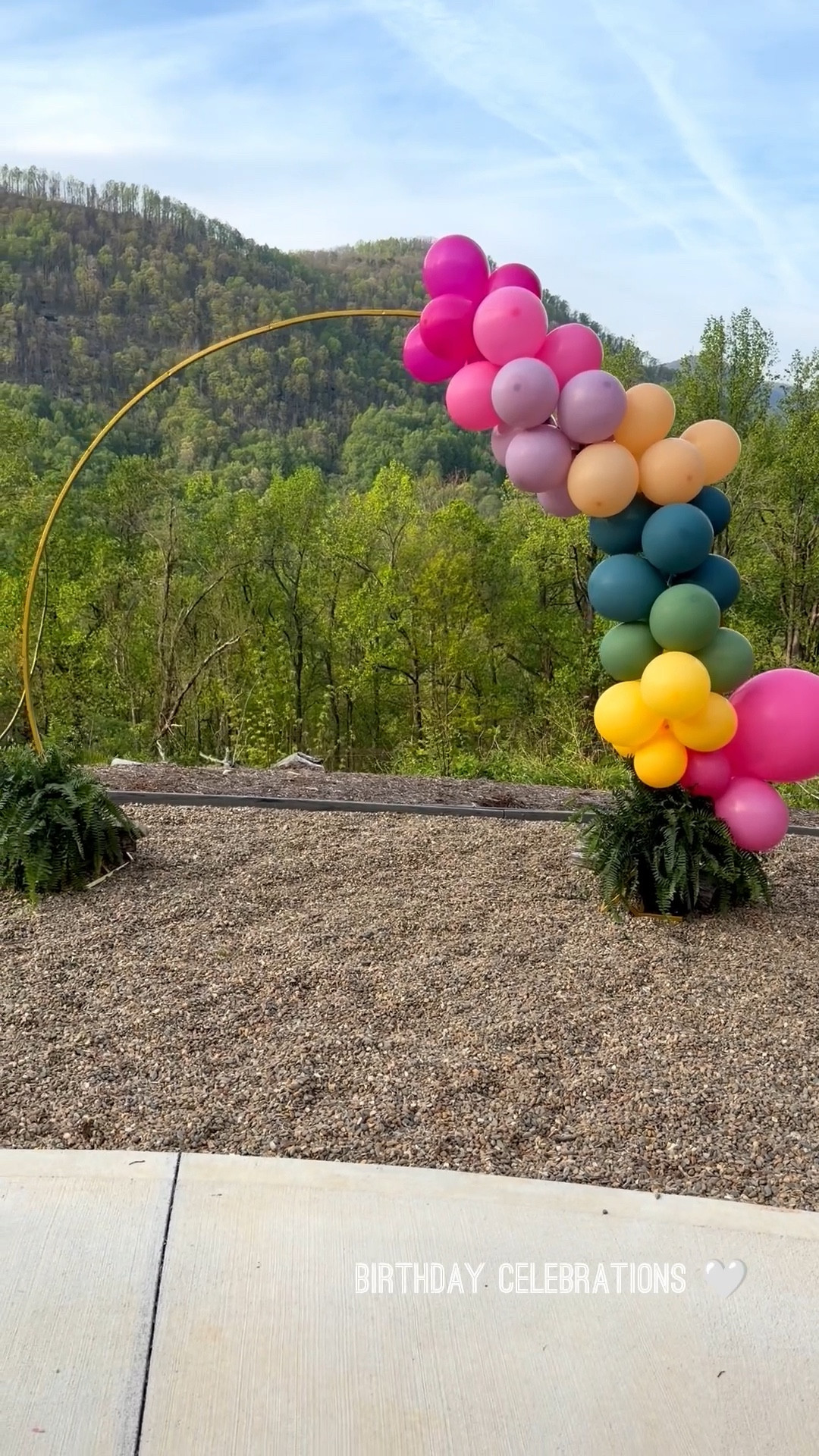 It’s the little details that make the biggest memories 🤍
A simple balloon arch can turn an ordinary day into something magical ✨

#LTKFestival #LTKmomlife #LTKdayinmylife